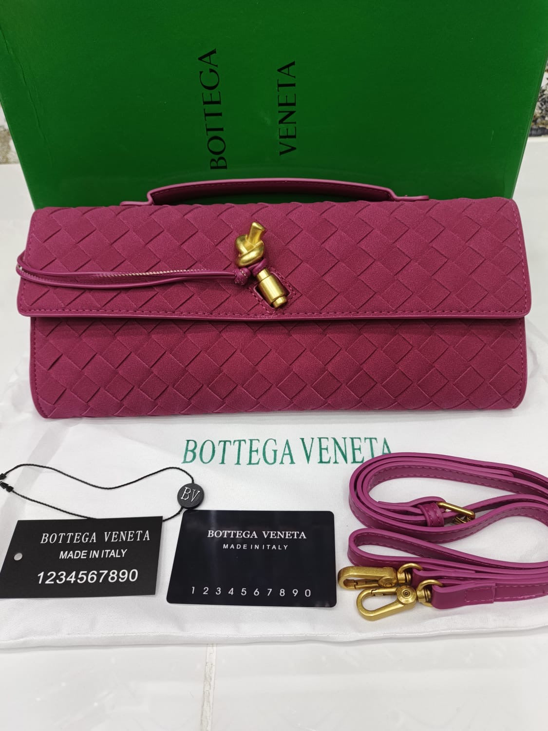 Famous Brand Bot-tega Ven-eta Long Clutch Matte finish Handbag for Women