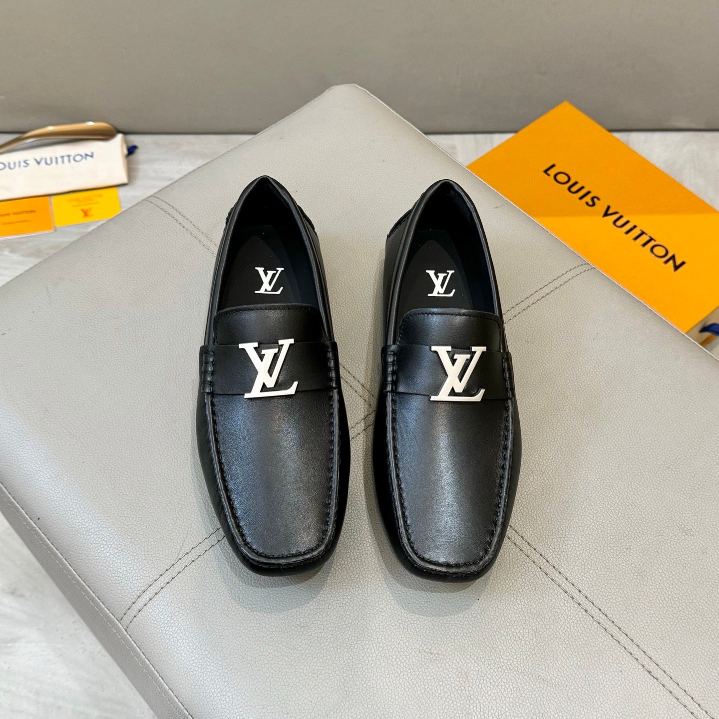 1:1 Lvi Premium Loafer Shoes for Men