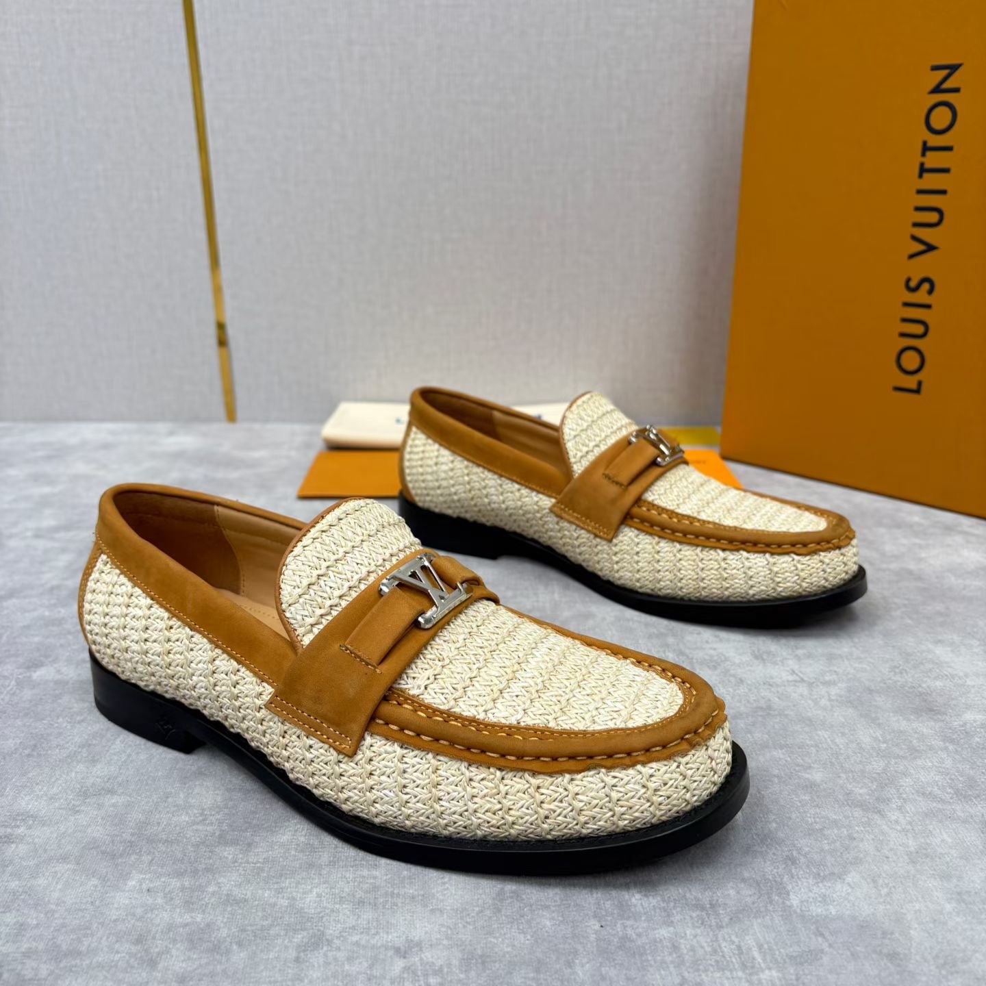 LvE Major Loafers Leather shoes for Men