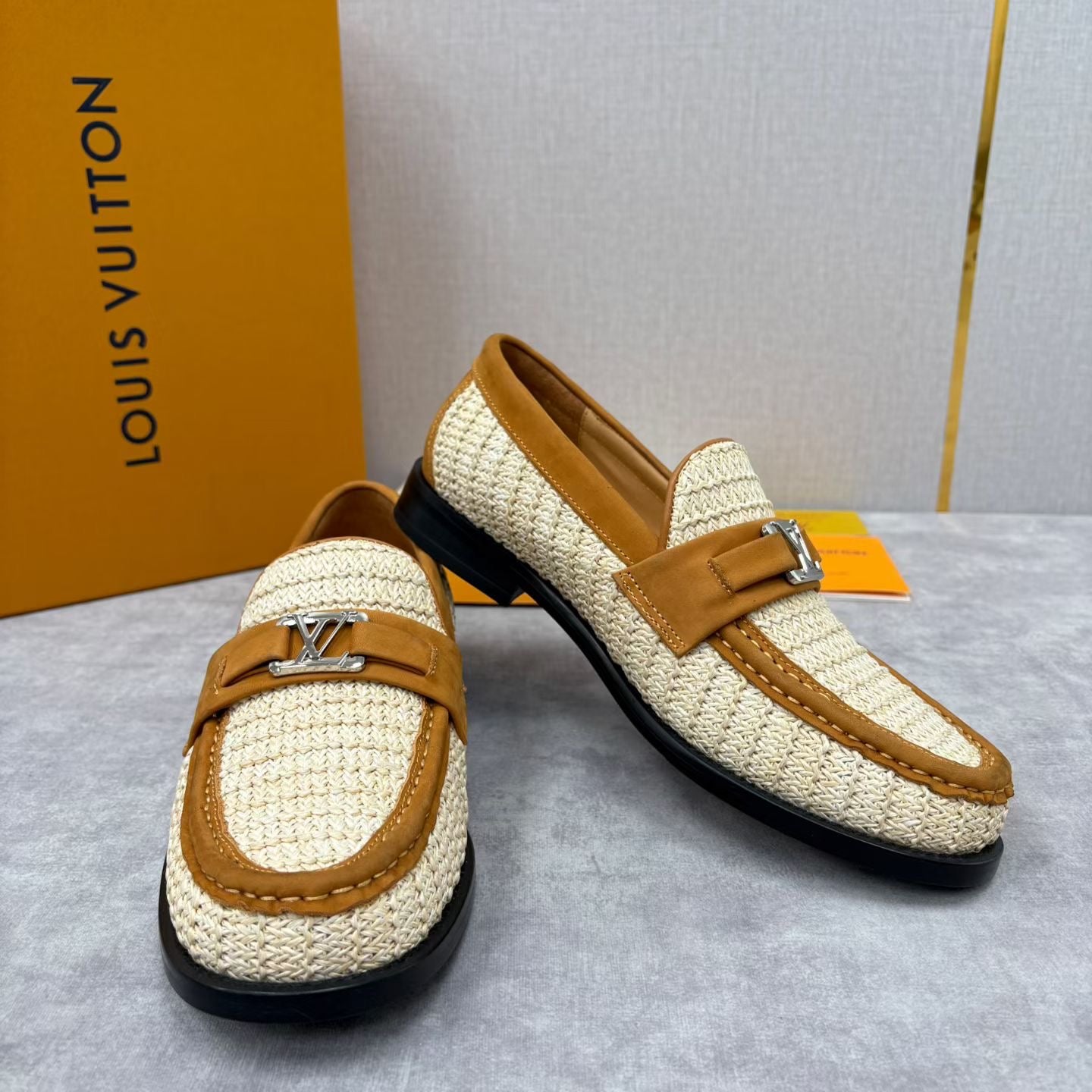 LvE Major Loafers Leather shoes for Men