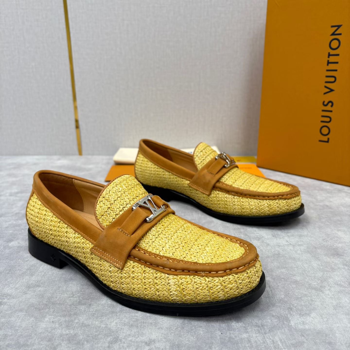 LVE Major Loafers Leather shoes for Men