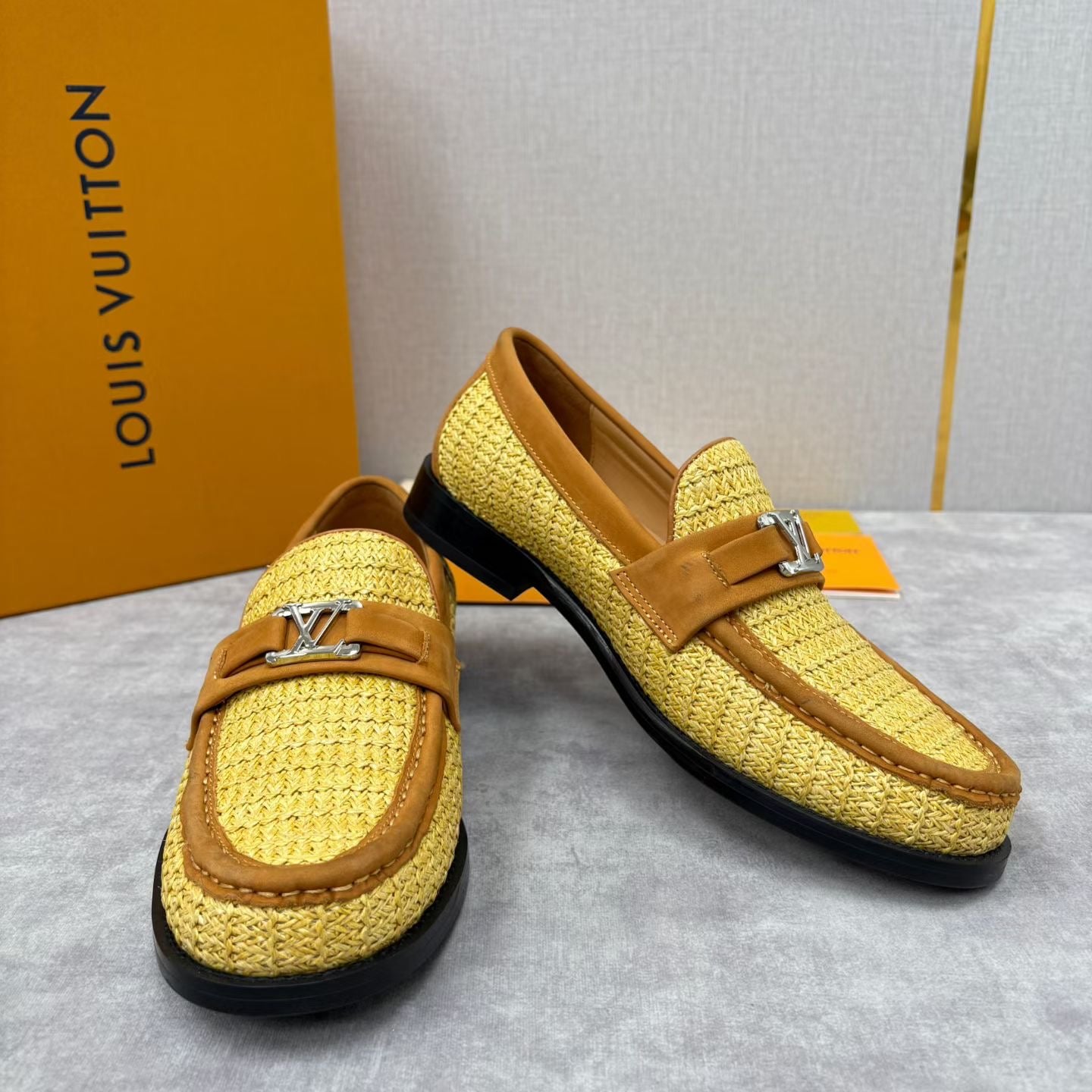 LVE Major Loafers Leather shoes for Men