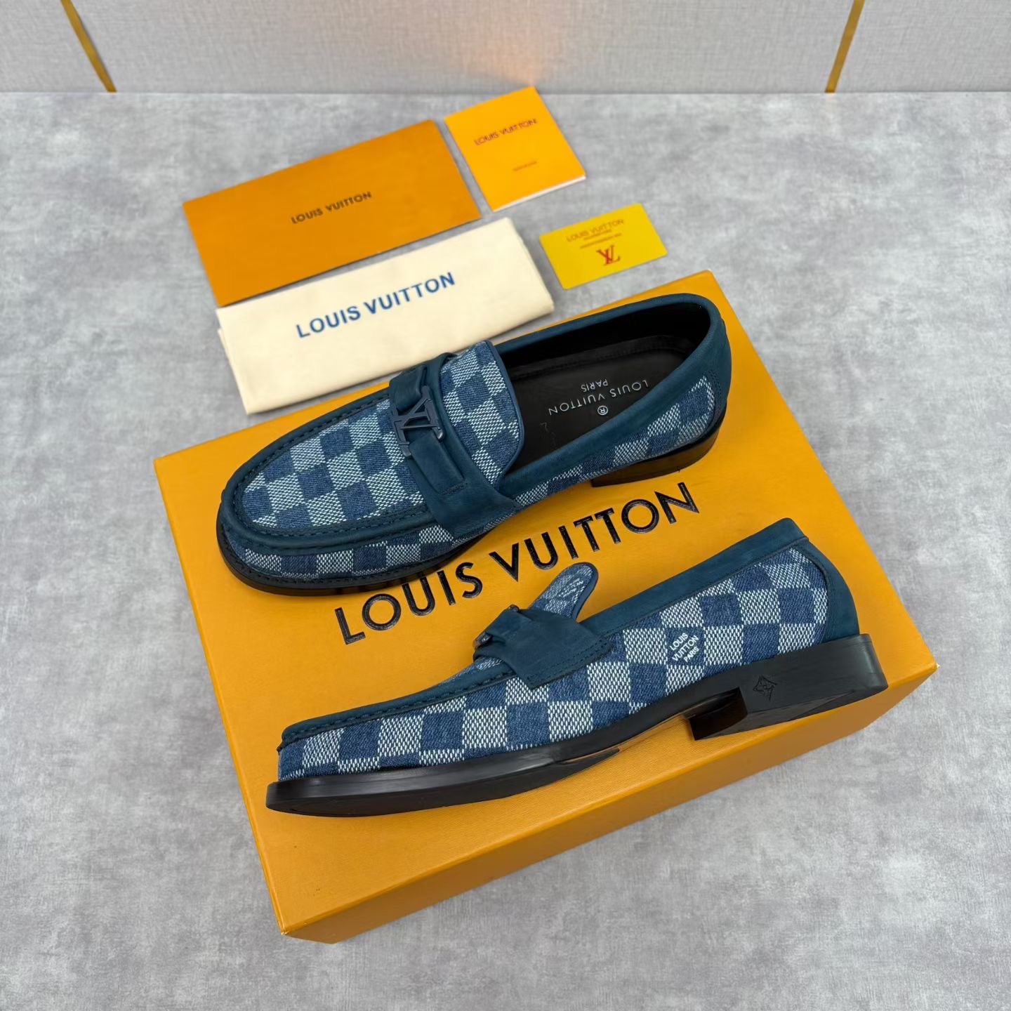 LVe Major Loafers Leather shoes for Men