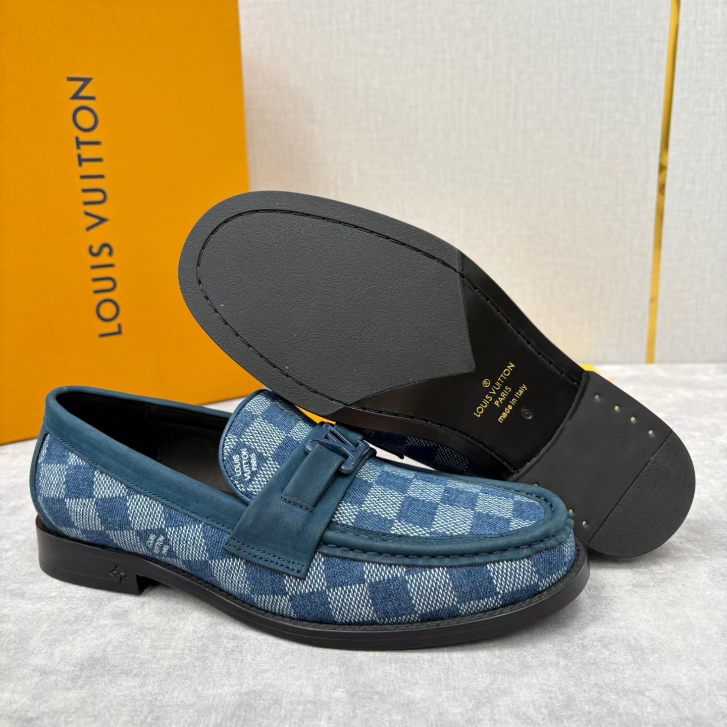 LVe Major Loafers Leather shoes for Men