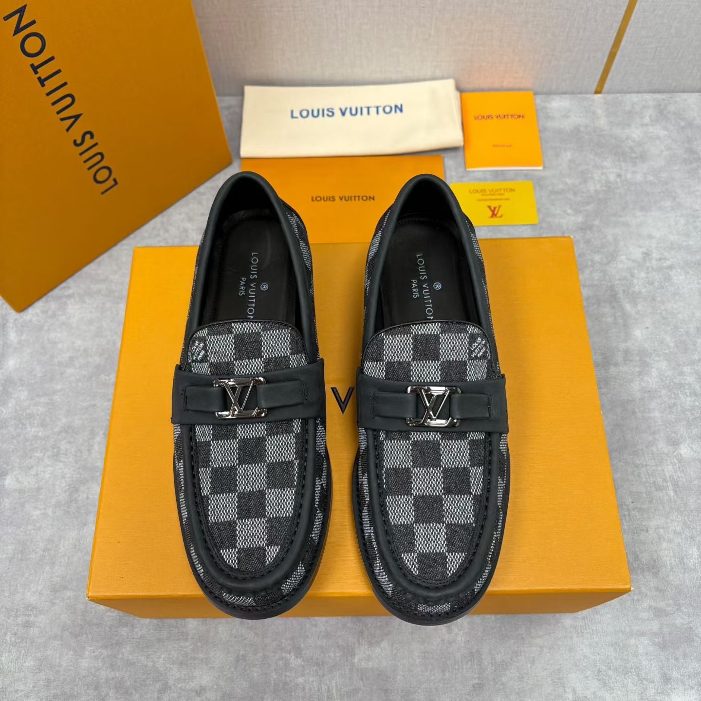 LVe Major Loafers Leather shoes for Men