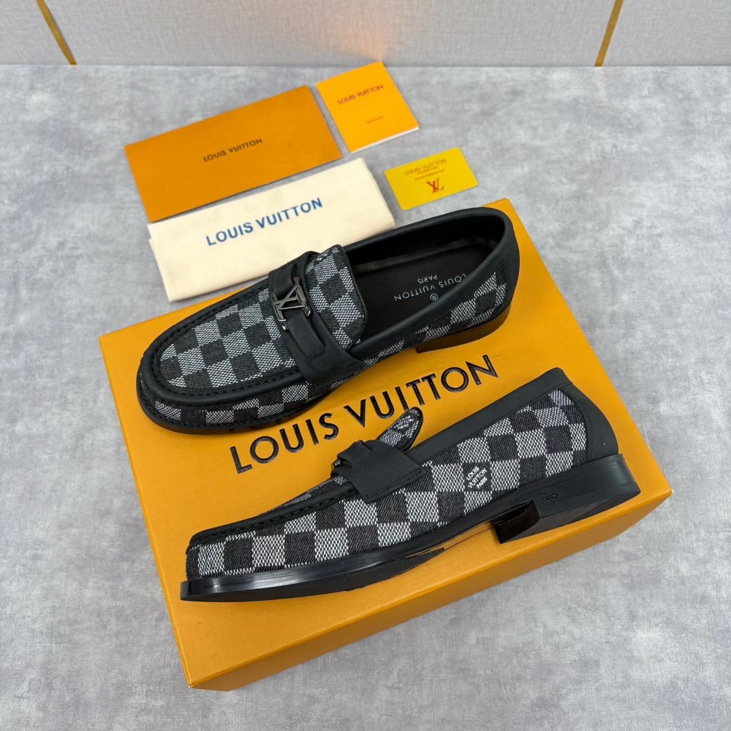 LVe Major Loafers Leather shoes for Men