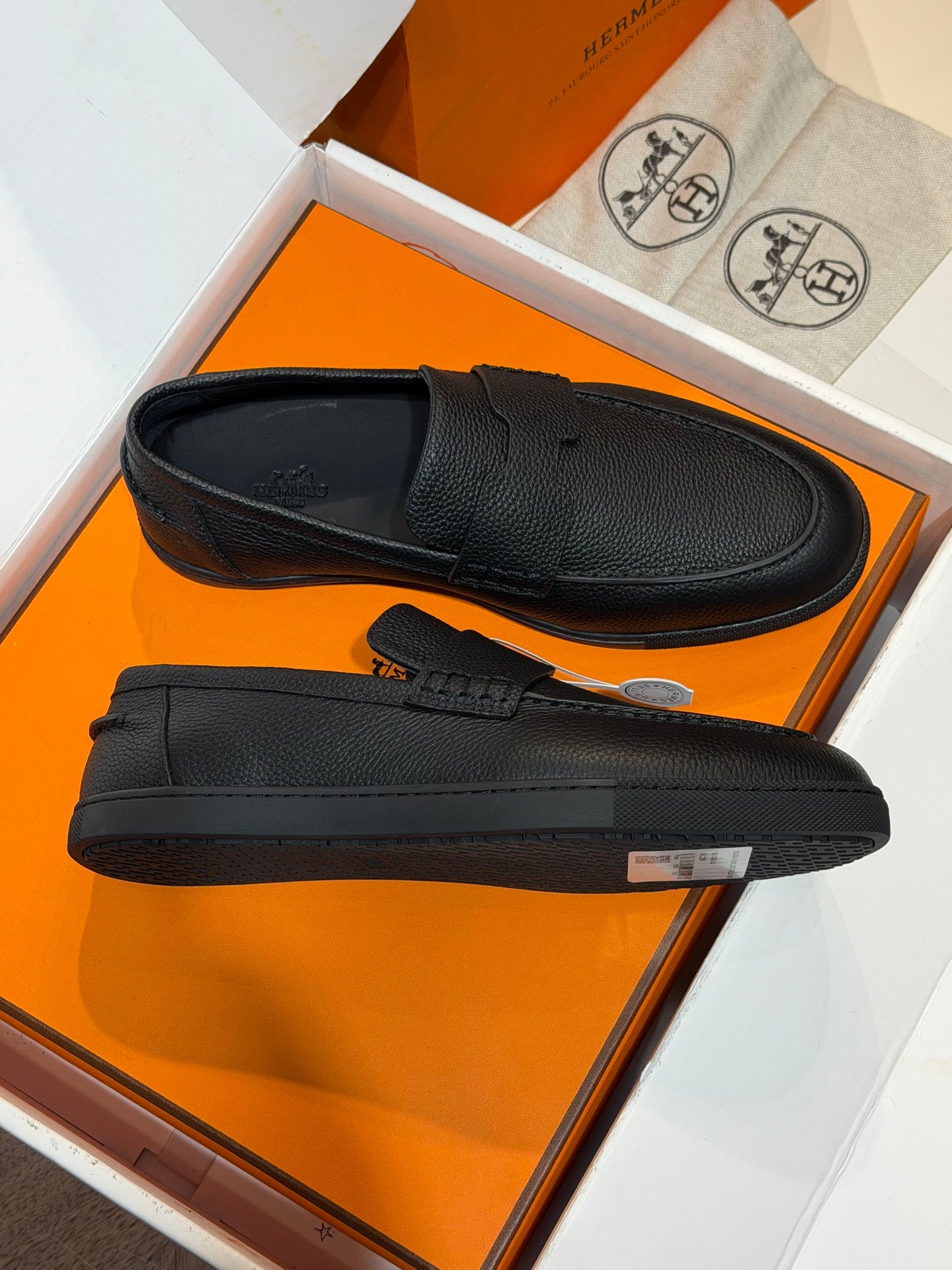 HrmS Black Freestyle Loafers for Men