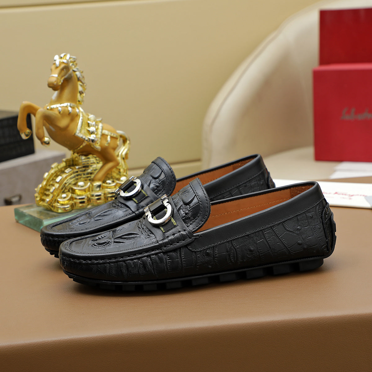 Ferragamo Leather Loafer Shoes for Men Pre Order