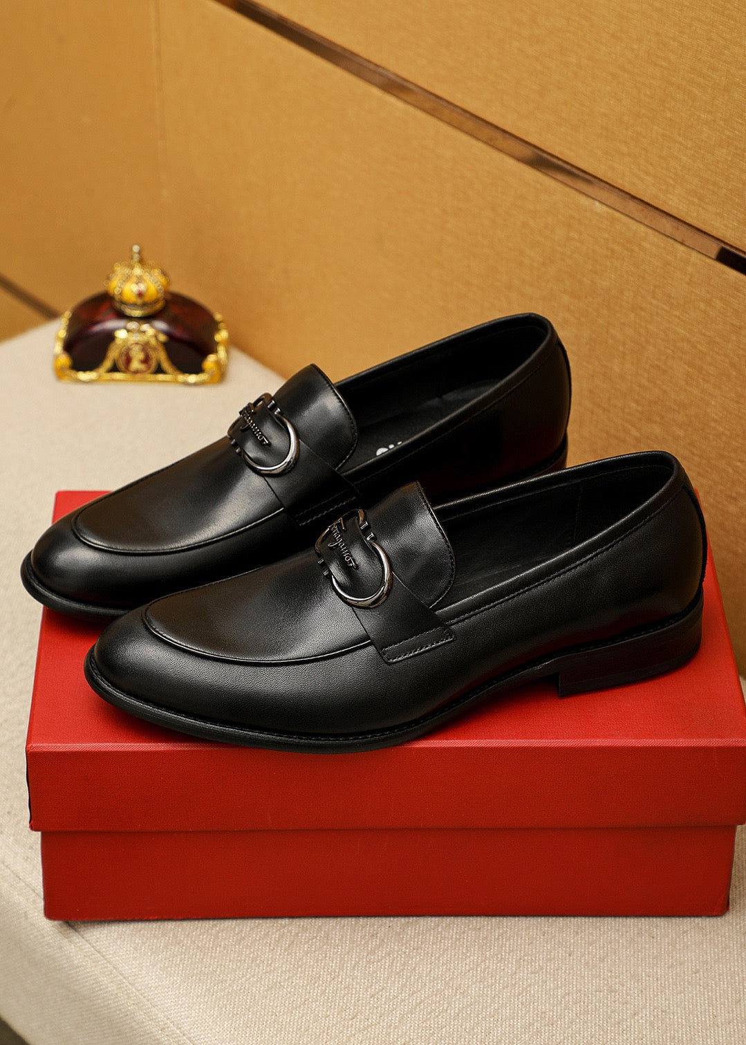 Ferragamo Glossy Leather Shoes for Men Pre Order