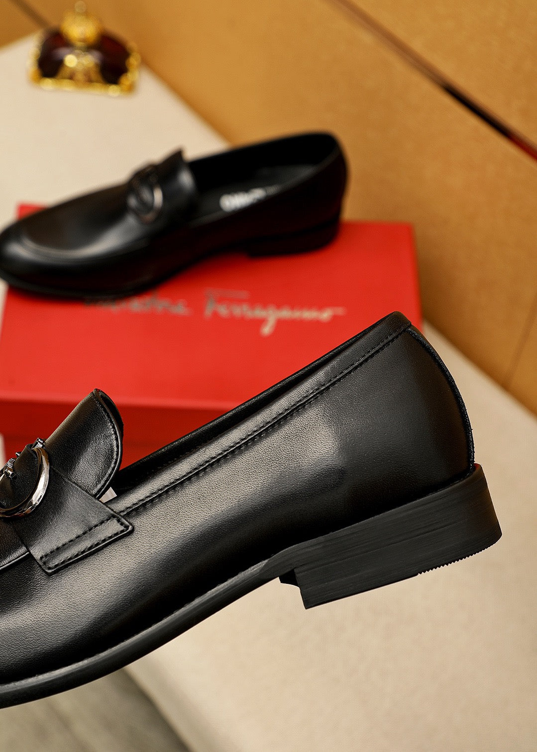 Ferragamo Glossy Leather Shoes for Men Pre Order