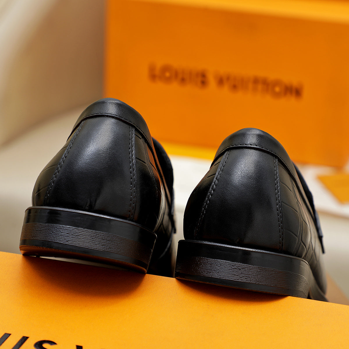 LvE Leather Shoes for Men Pre Order