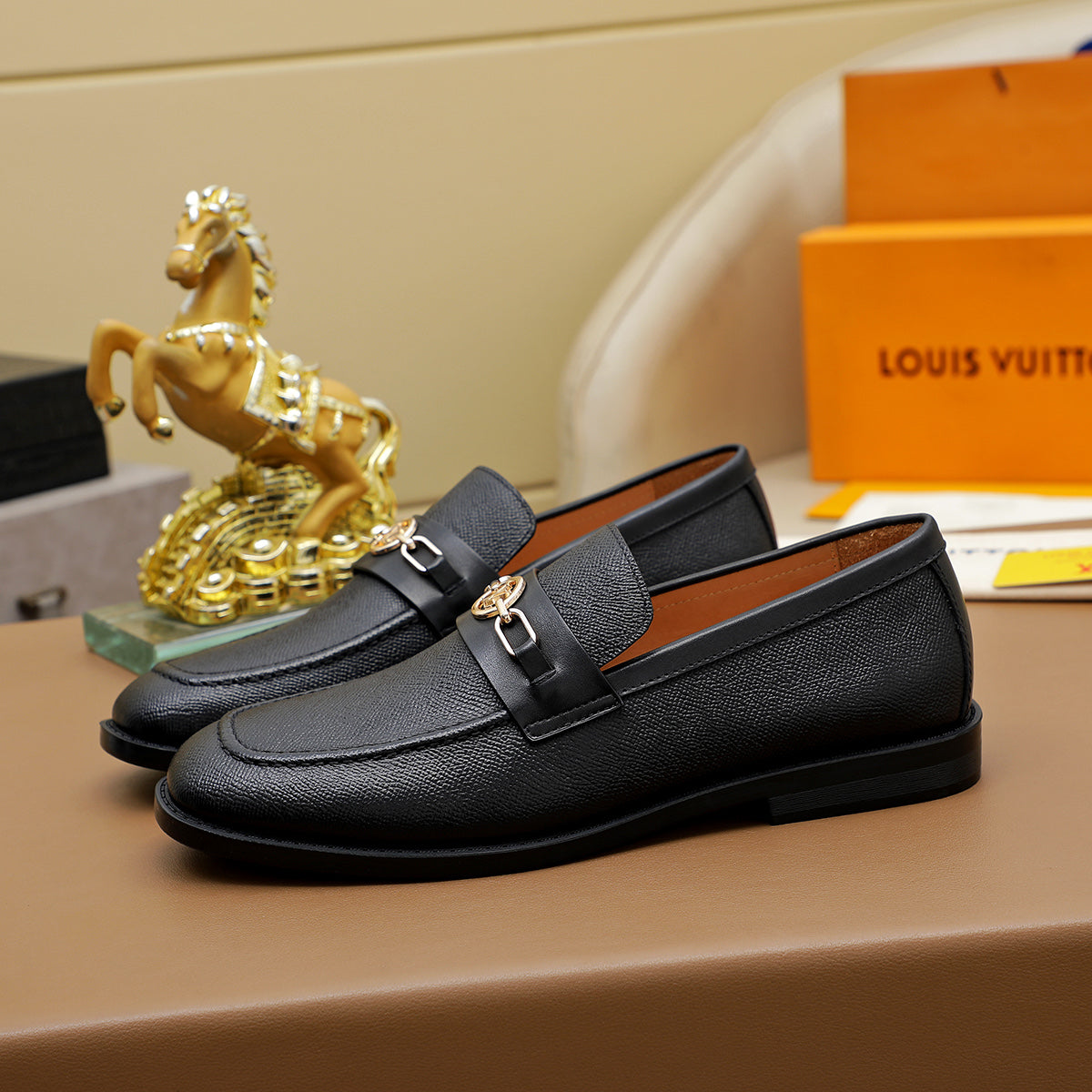 LvE Leather Shoes for Men Pre Order