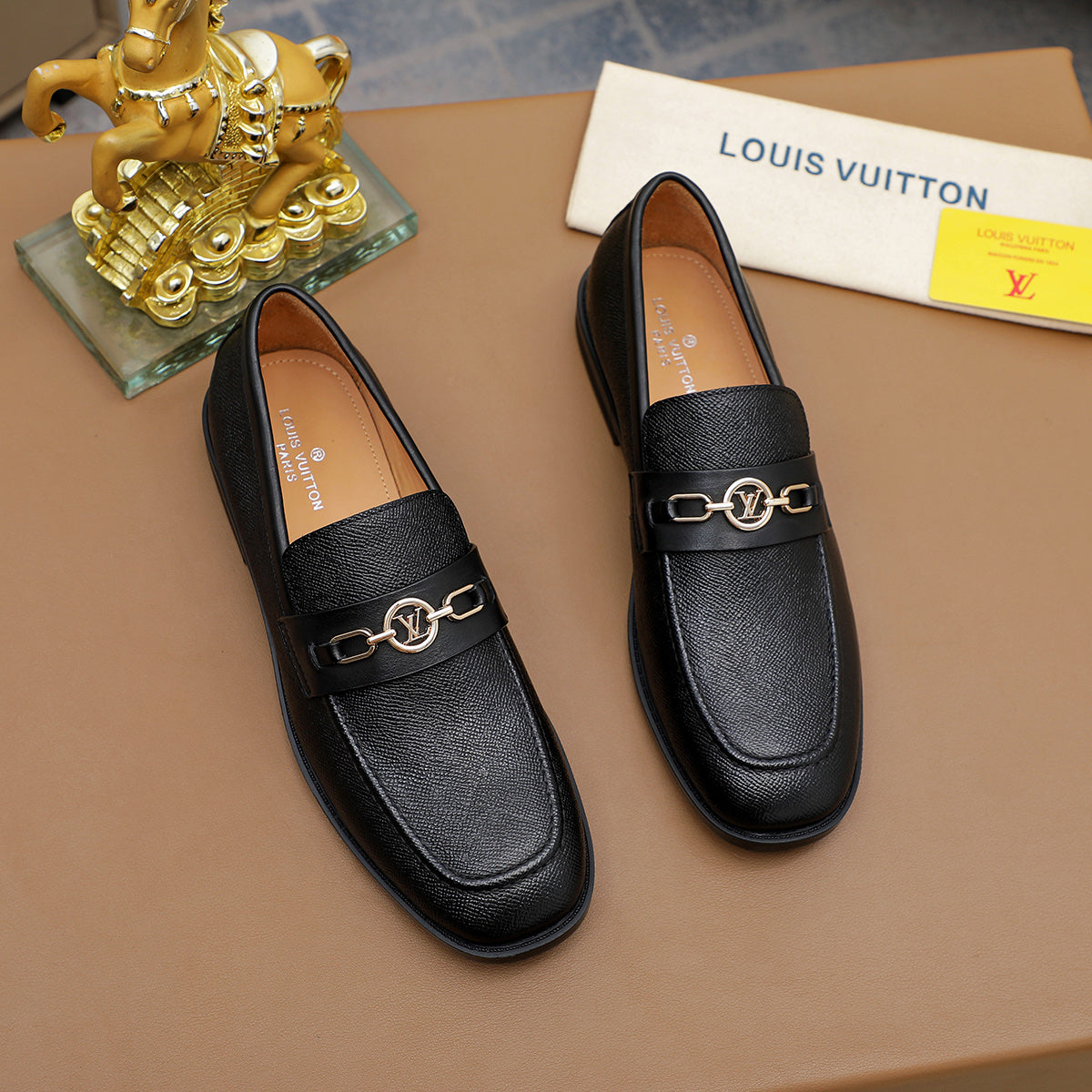 LvE Leather Shoes for Men Pre Order