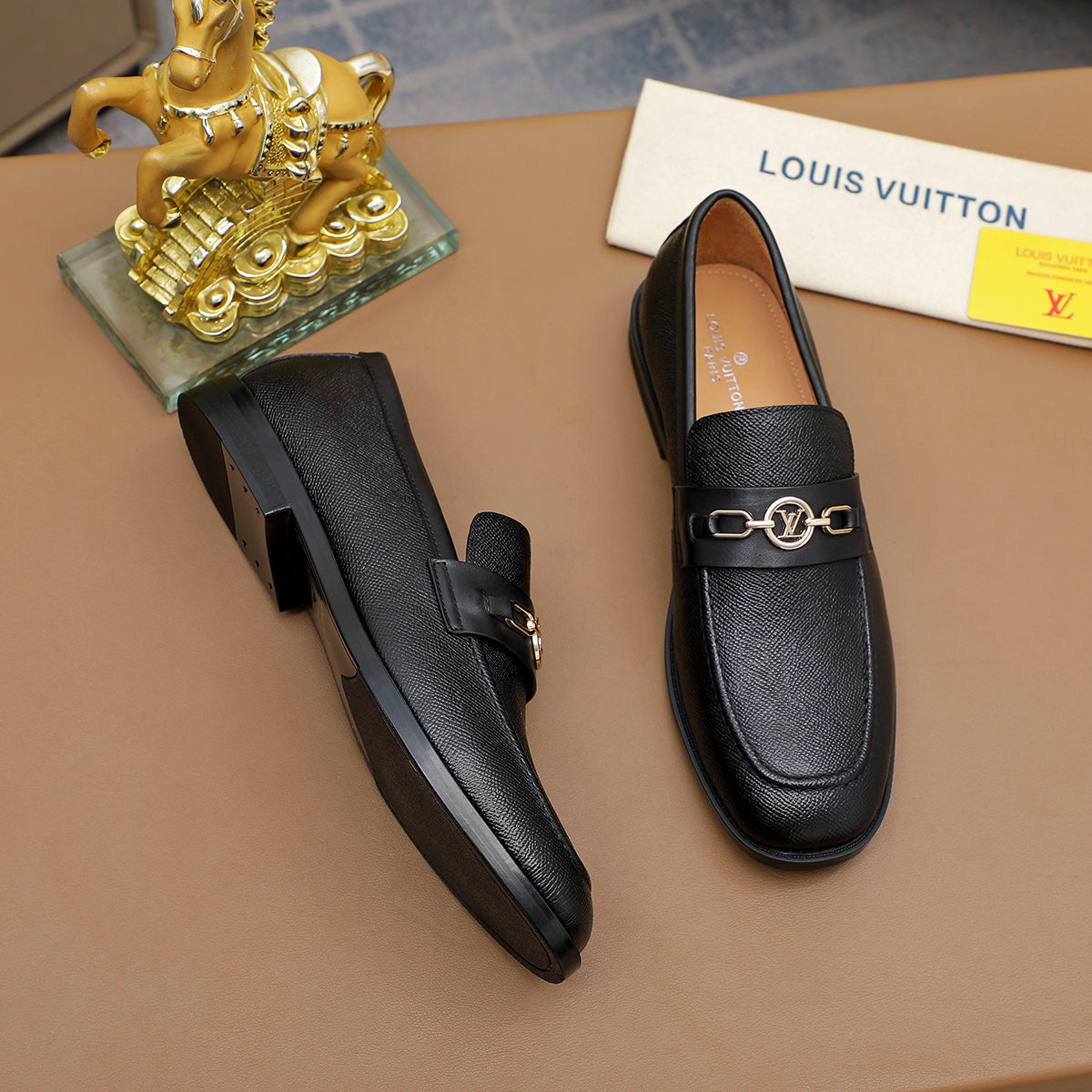 LvE Leather Shoes for Men Pre Order
