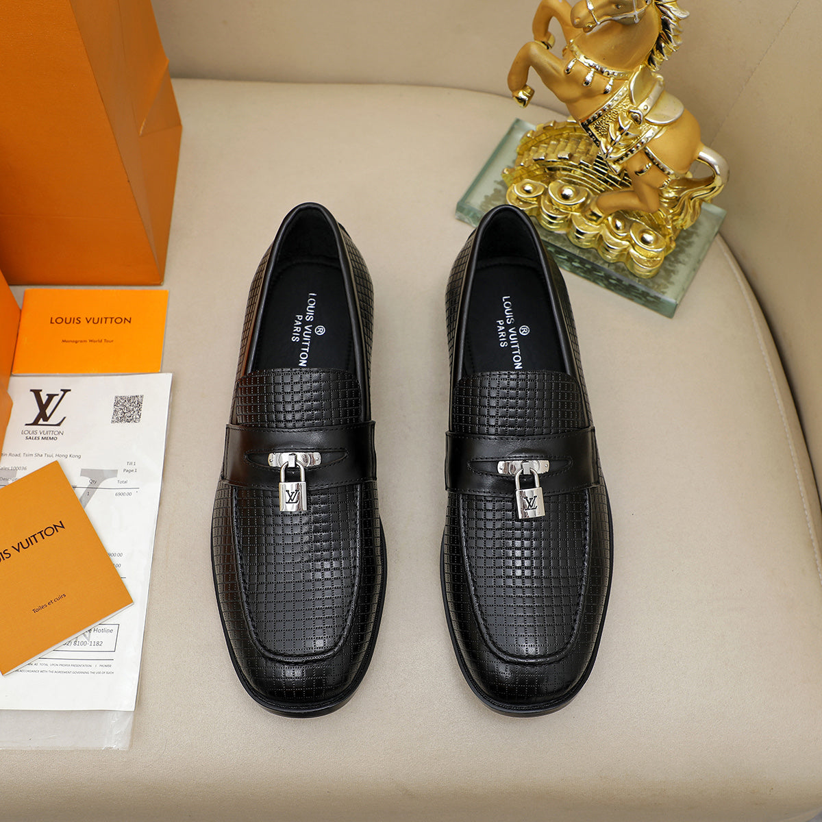 LvE Leather Shoes for Men Pre Order