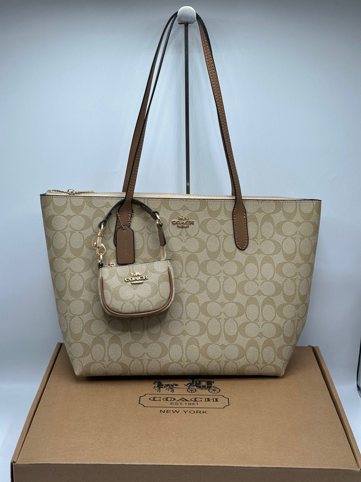 Coach Premium Tote bag for Women
