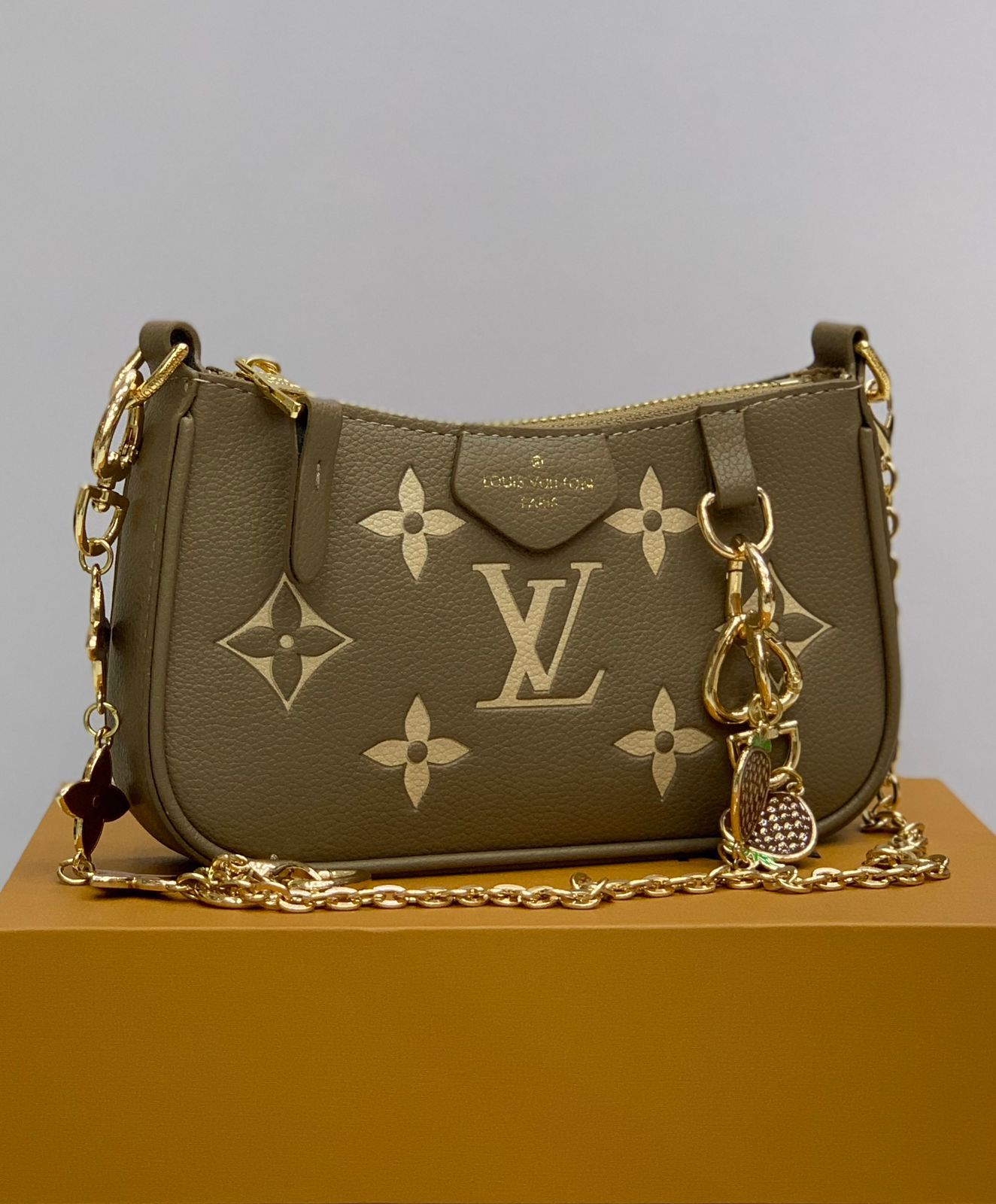 Lv Premum Shoulder bag for Women