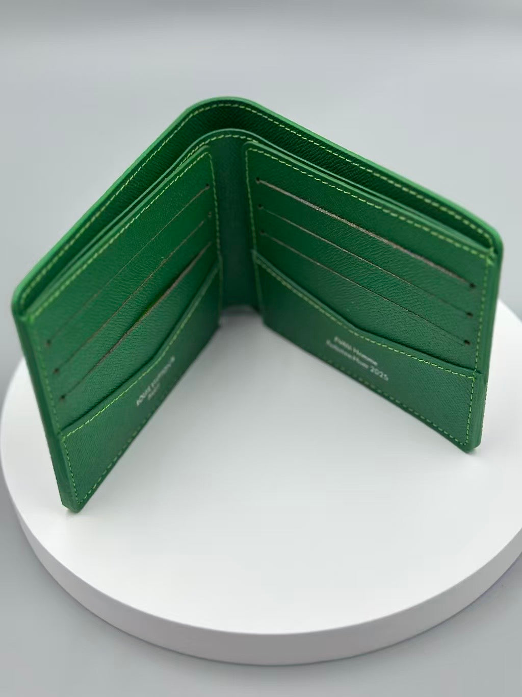 Luxury Brand L v Lo -is Vui- ton Wallet for Men and Women (Pre order)