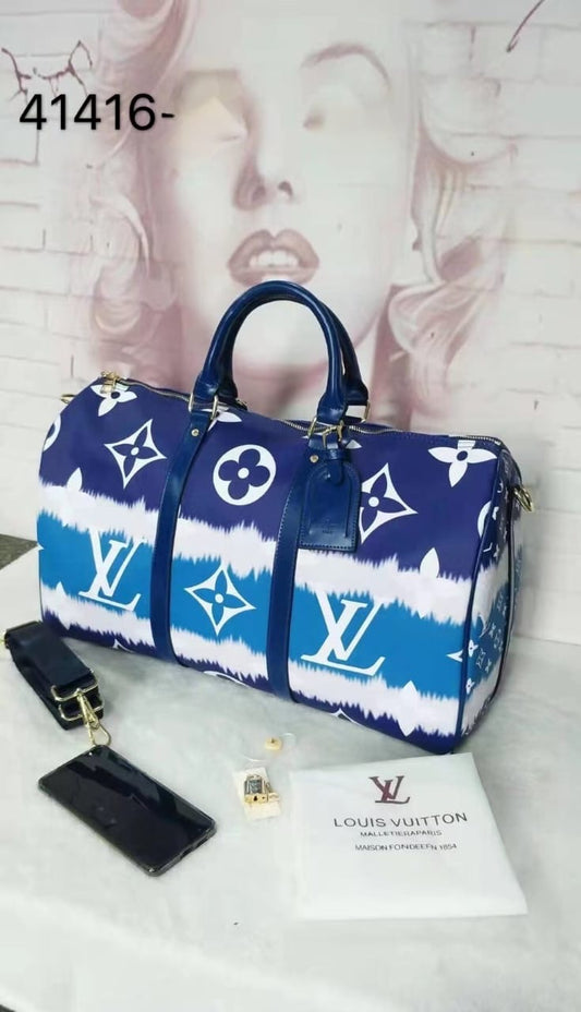 Luxury brand L-V Lo-uis Vuit-ton Travelling Gym bag for Men and Women