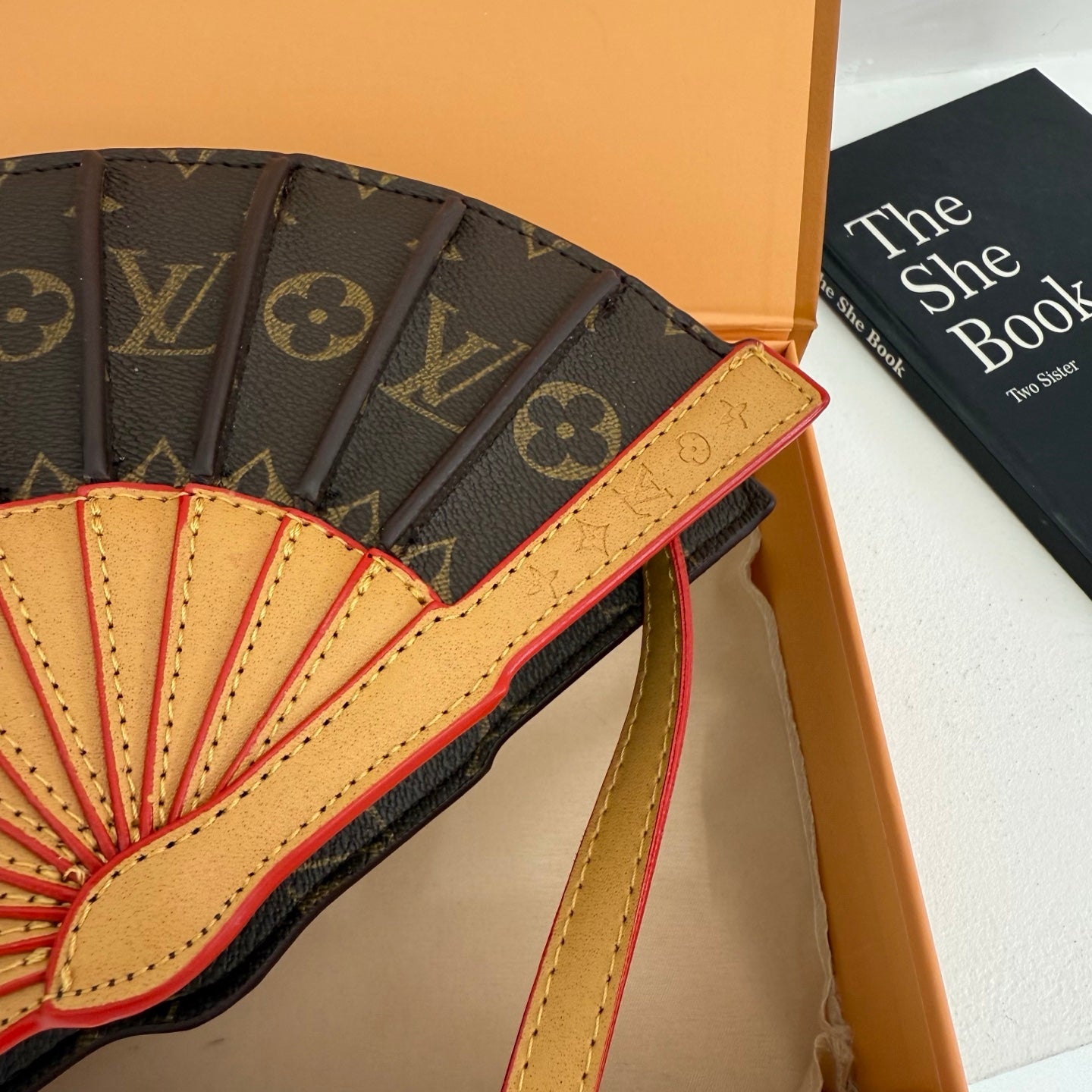 Luxury Brand LV Lou-is Vui-tton Fan shape Shoulder bag for Women Pre order