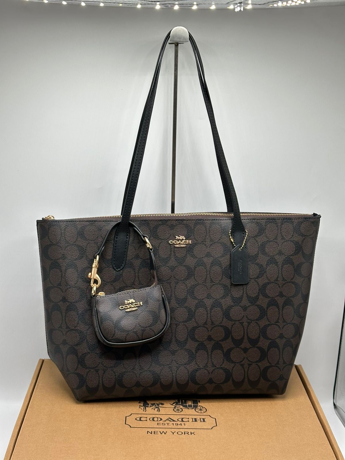 Coach Premium Tote bag for Women