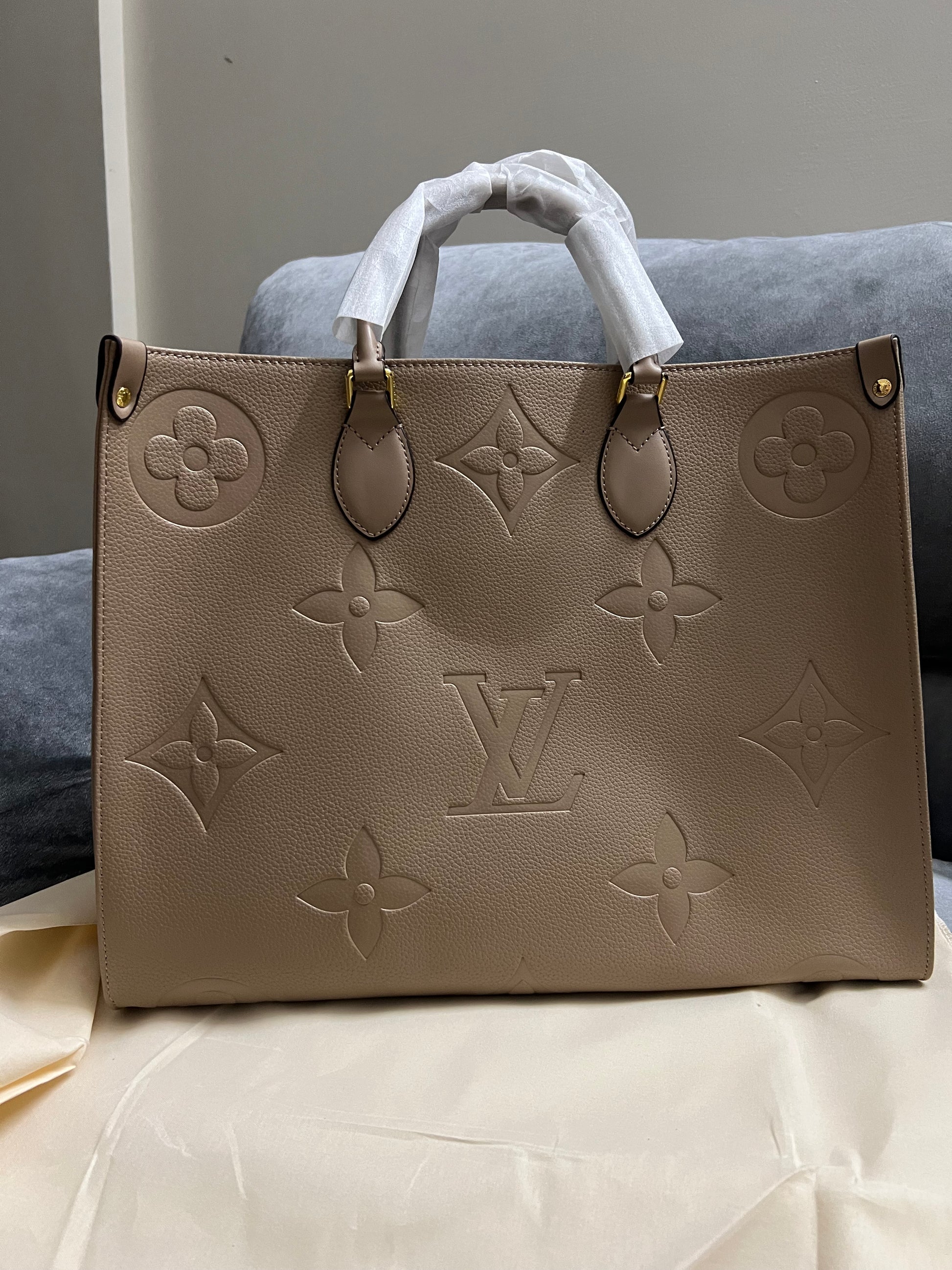 Louis Vuitton LV On-The-Go GM Size