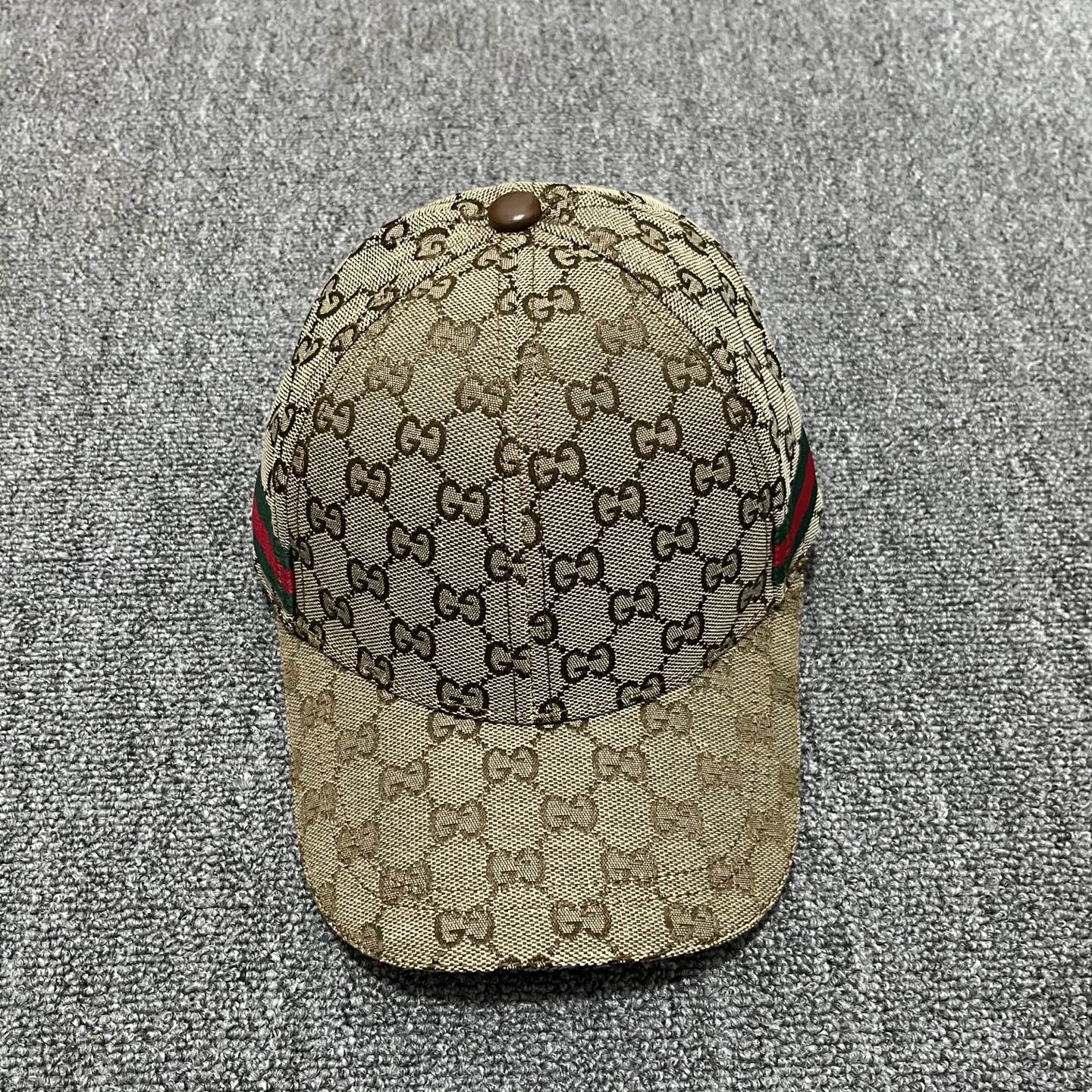 Gucci Cap for Men and Women
