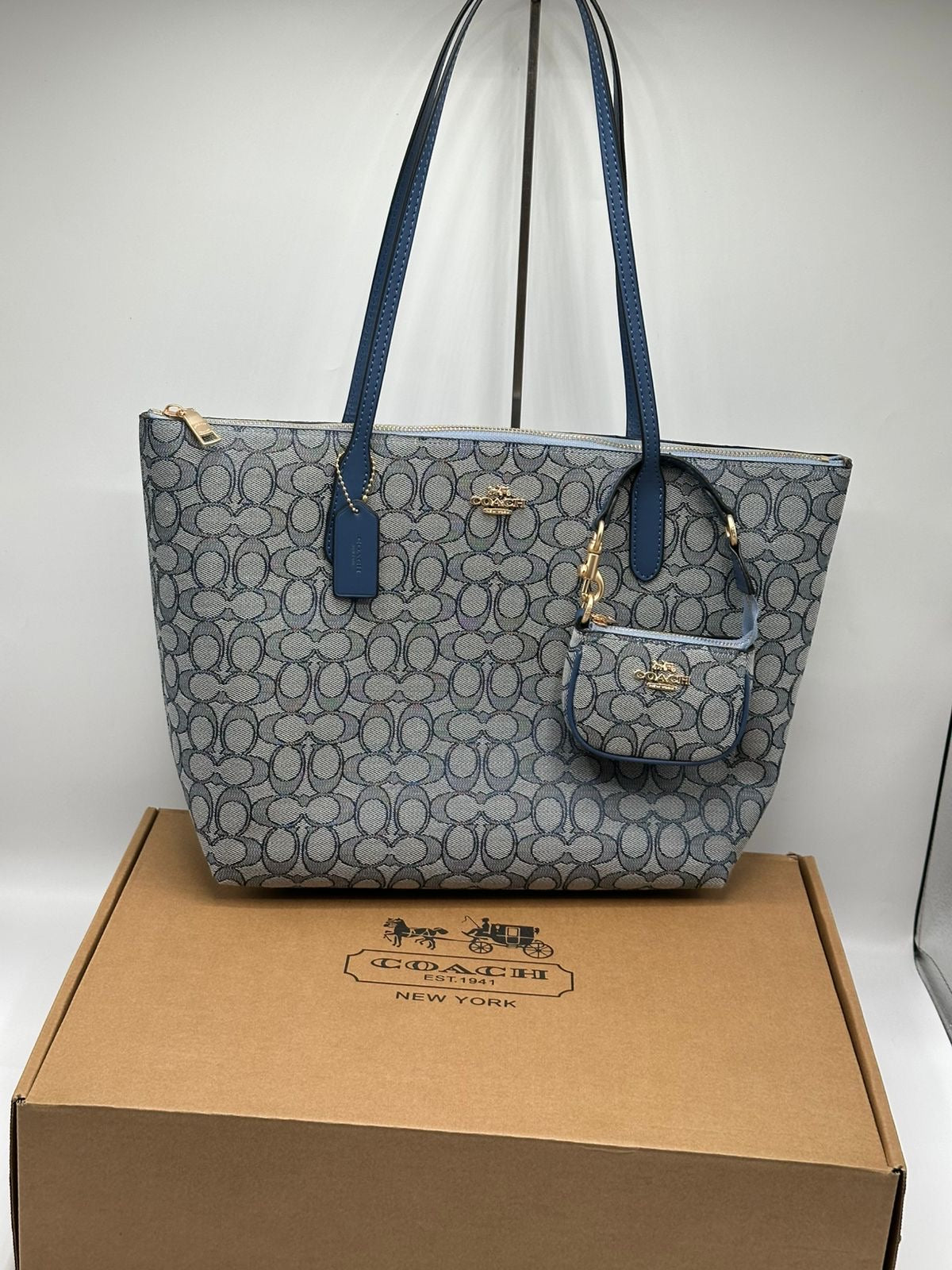 Coach Premium Tote bag for Women