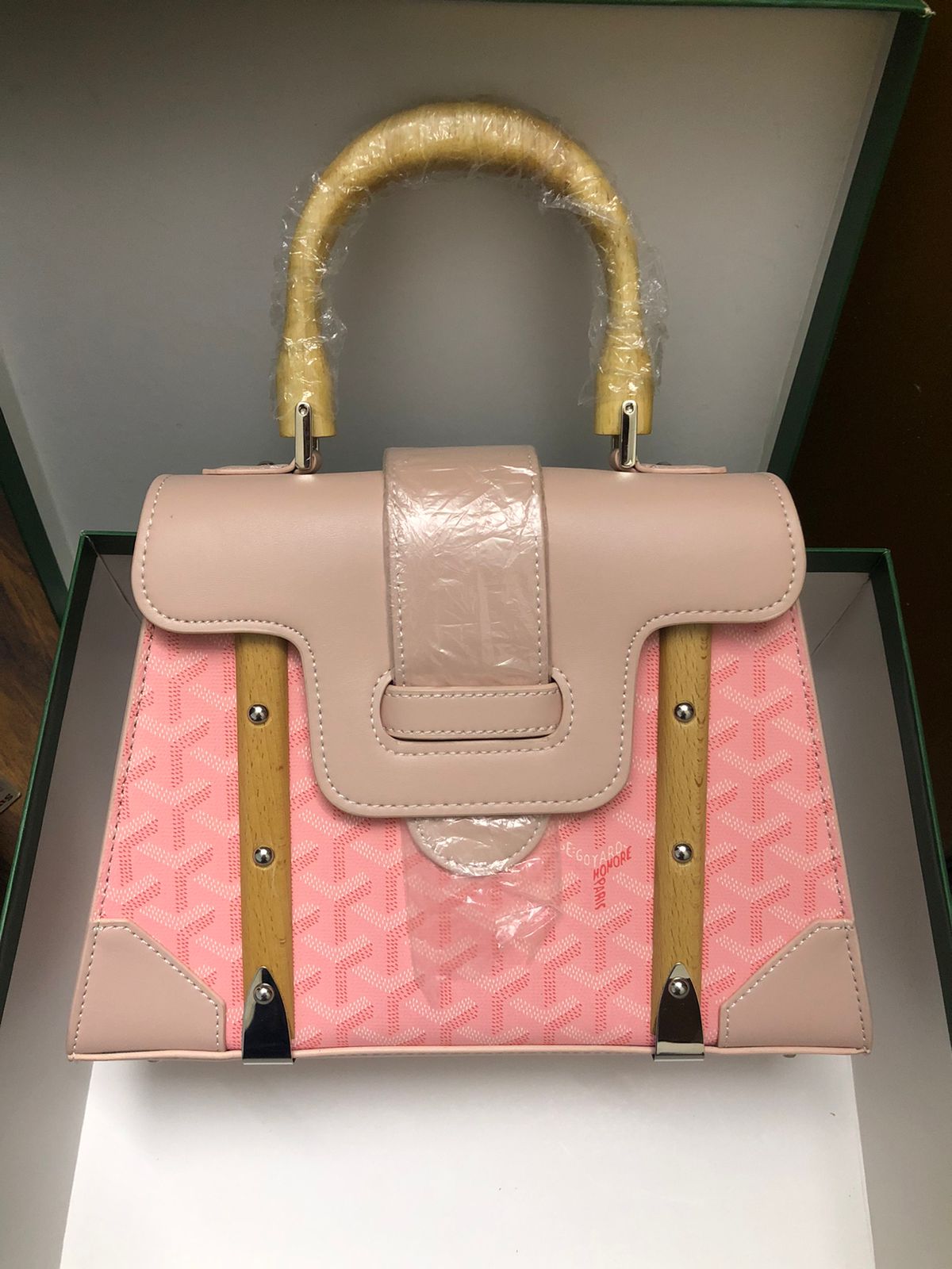 Trending Go Yard Saigon Pink Handbag for Women