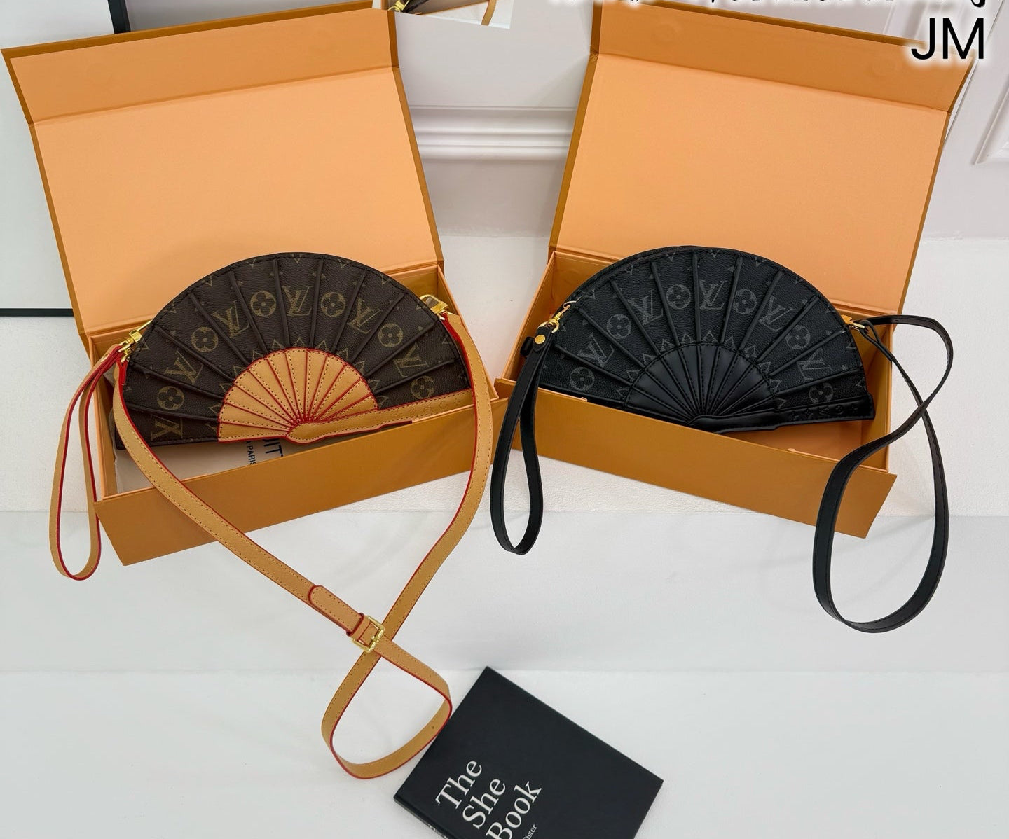 Luxury Brand LV Lou-is Vui-tton Fan shape Shoulder bag for Women Pre order