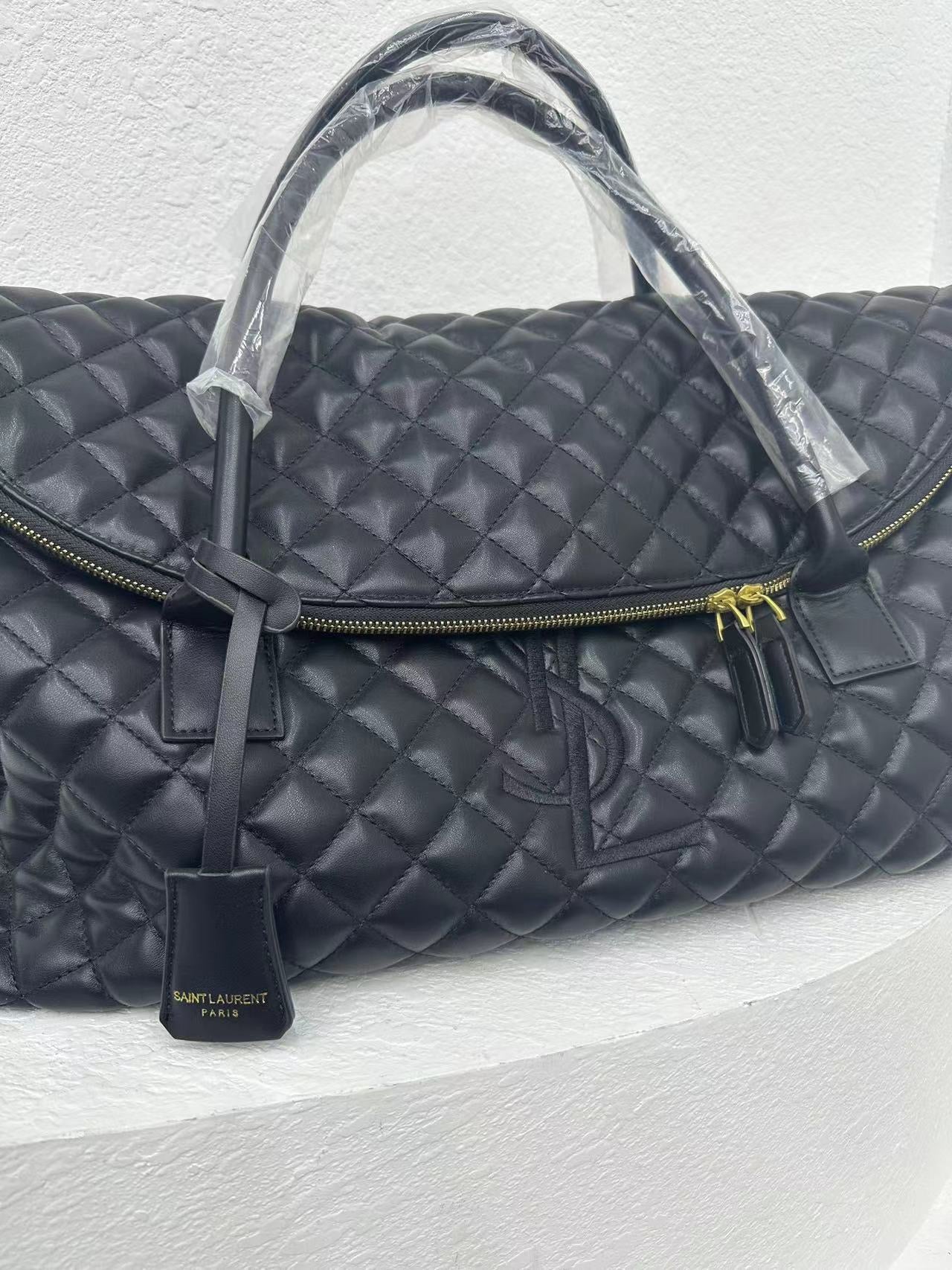 Famous YSL Yv-es Sa-int Lau-rent Travelling or Gym bag for Men and Women