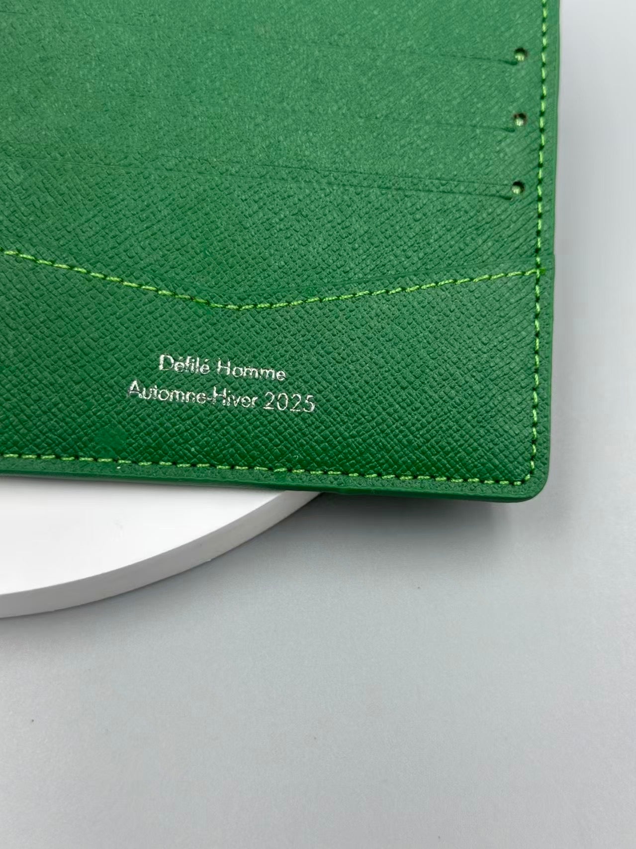 Luxury Brand L v Lo -is Vui- ton Wallet for Men and Women (Pre order)