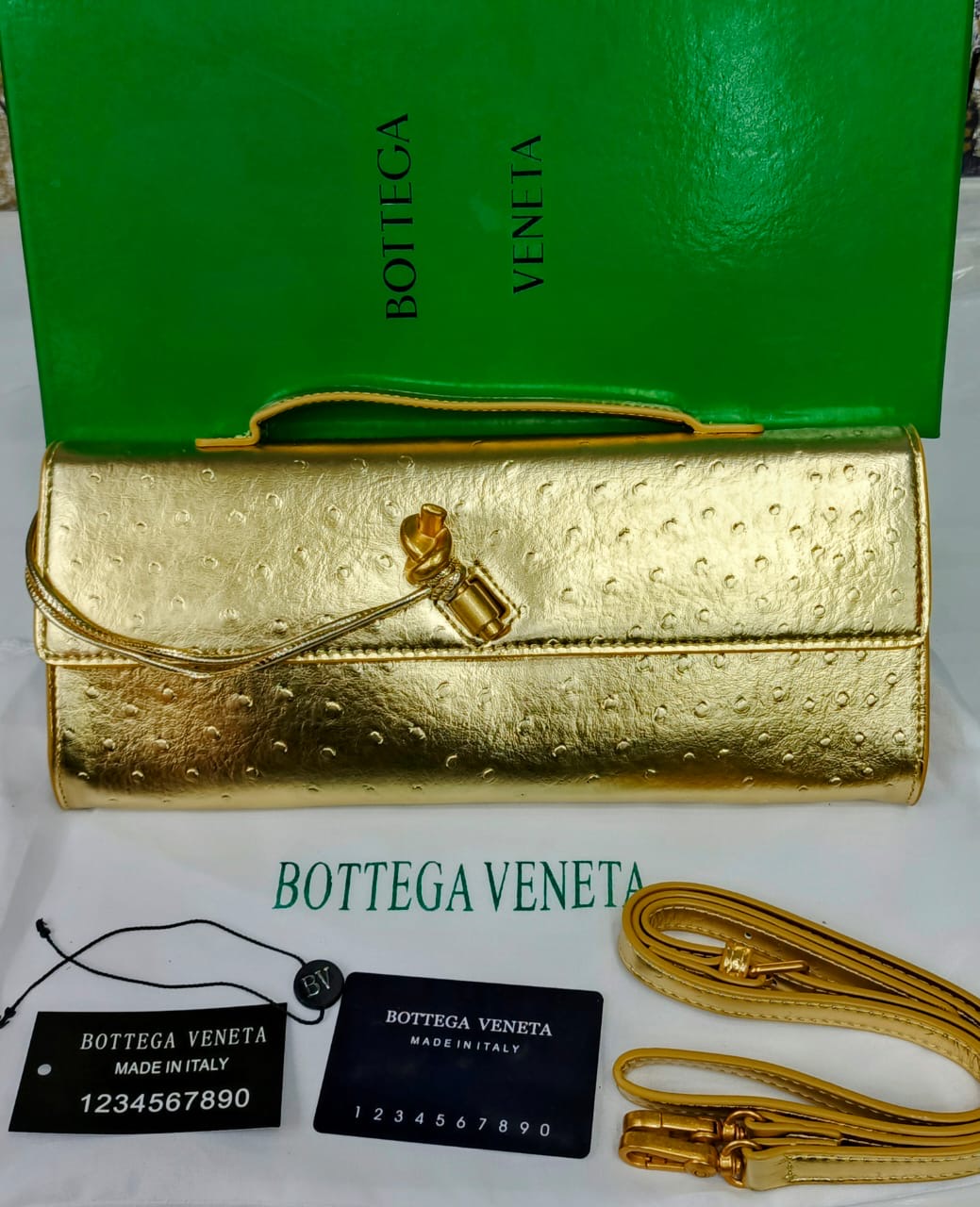 Famous Brand Bot-tega Ven-eta  Andiamo Long Clutch Ostrich pattern Clutch Bag for Women