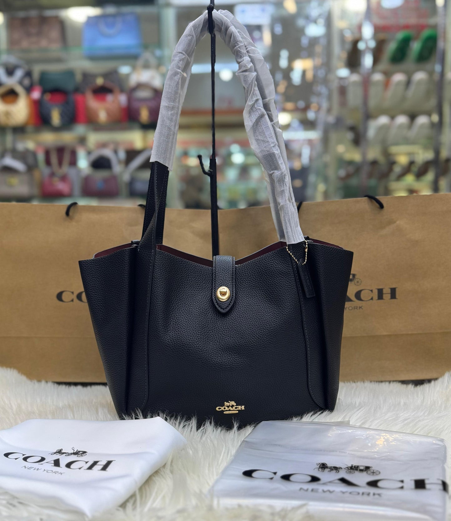Coach Hardley Turnlock Tote bag for Women