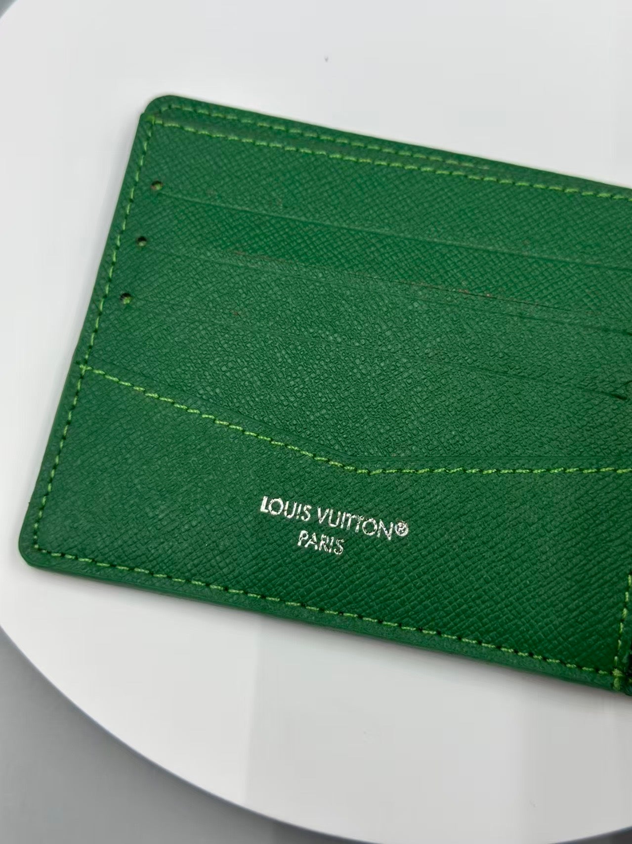 Luxury Brand L v Lo -is Vui- ton Wallet for Men and Women (Pre order)