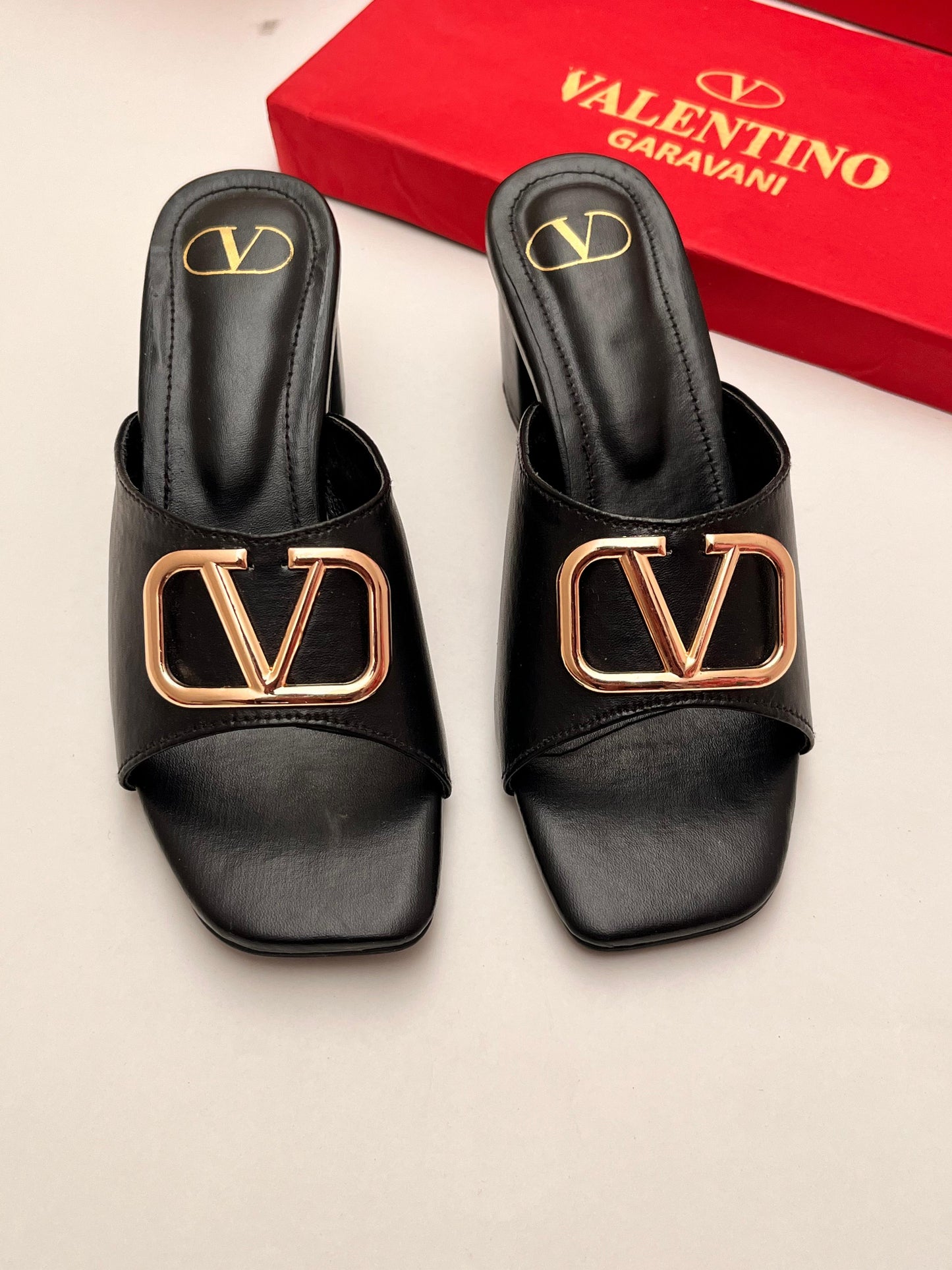 Fashion Brand V Valen-tino Garavani Block Heel for Women