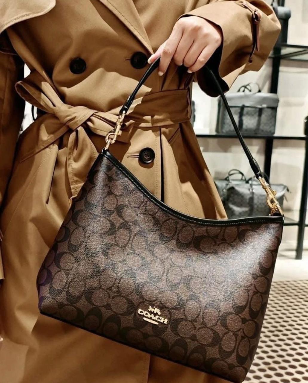 Coach Laurel Shoulder Bag In Signature Canvas