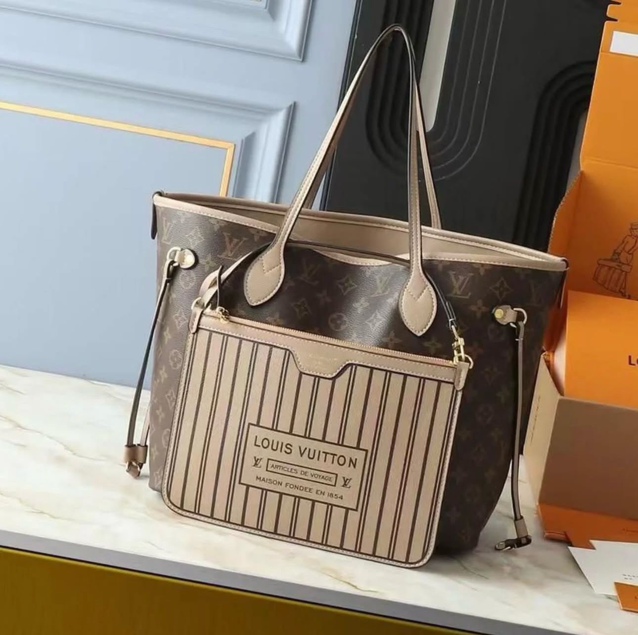 Louis Vuitton LV New Reversible Neverfull MM