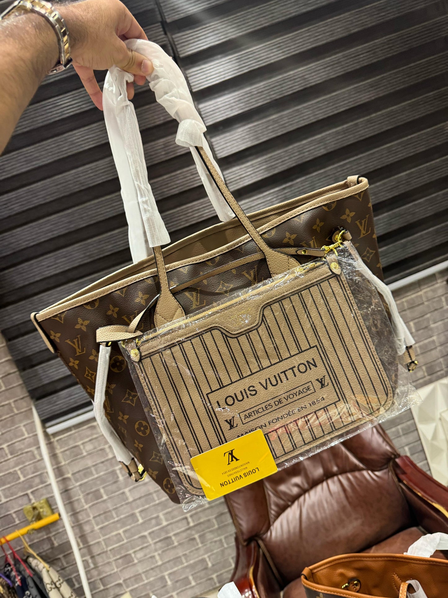 Louis Vuitton LV New Reversible Neverfull MM