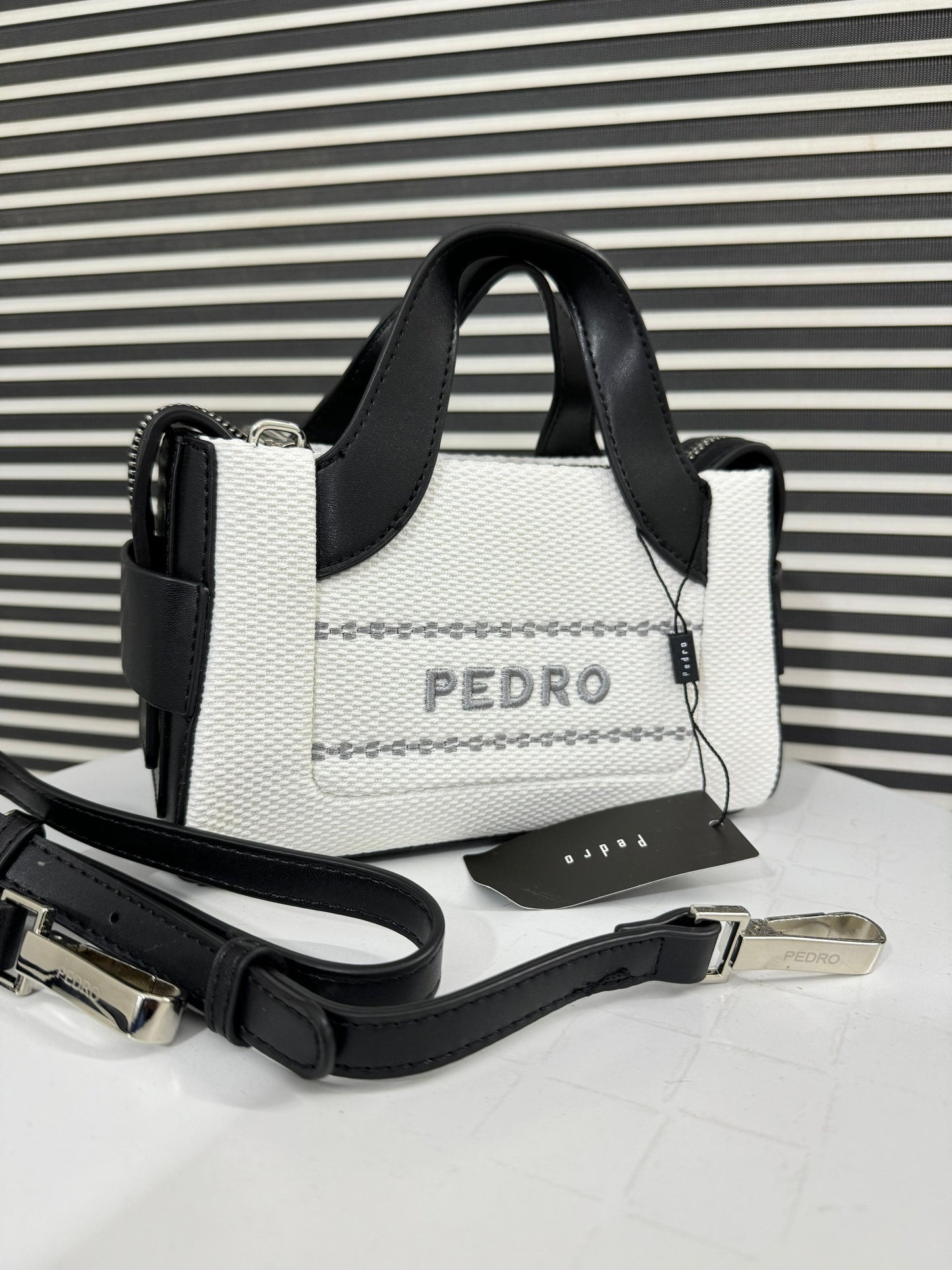 Pedro Izzie Bowling Bag Black