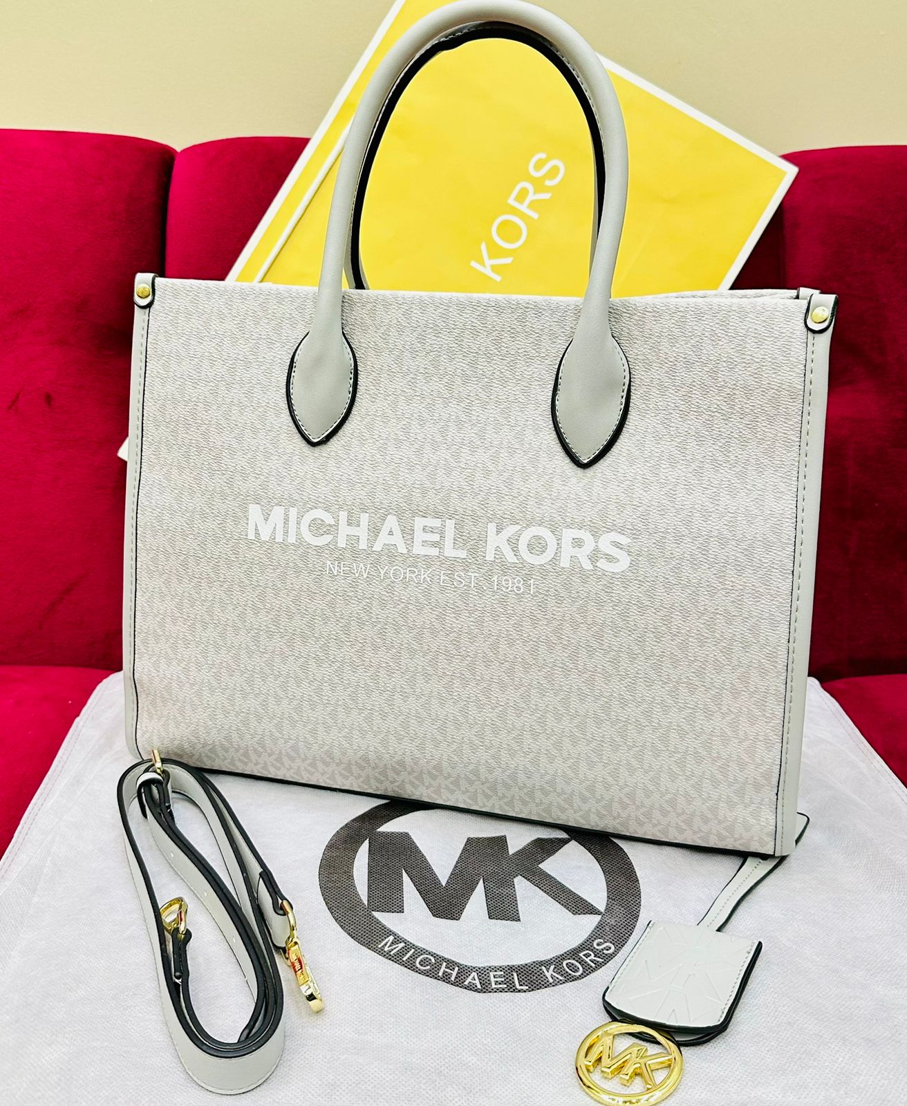 Michael Kors MK Mirella Large Signature Tote Bag Gray