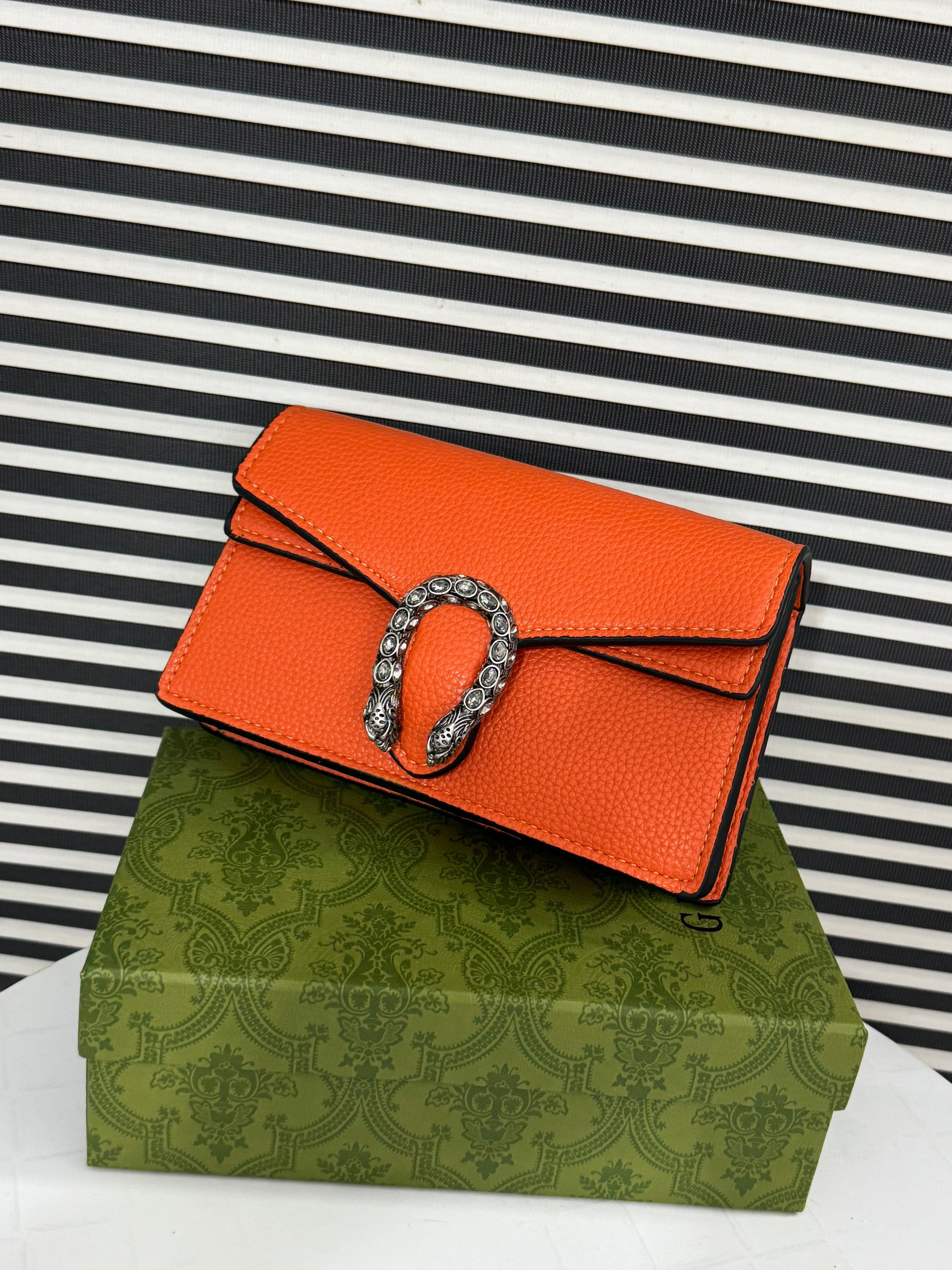 Gucci Dionysus super mini bag