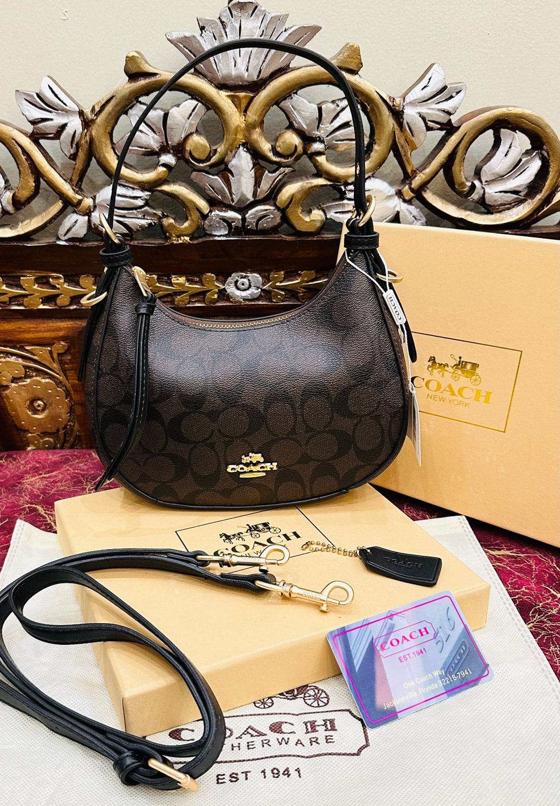 Coach Kleo Hobo in Signature Canvas Brown