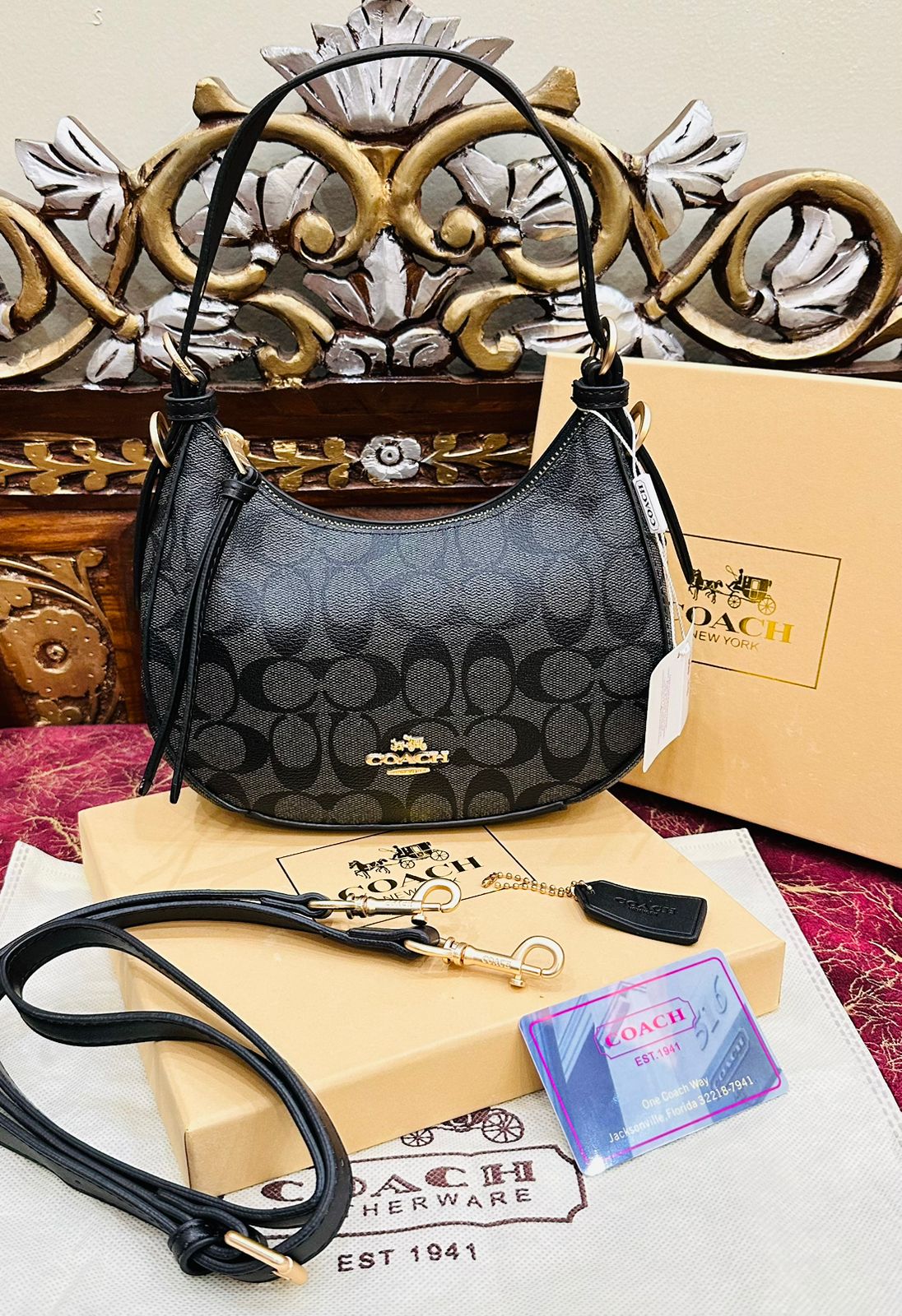 Coach Kleo Hobo in Signature Canvas Grey