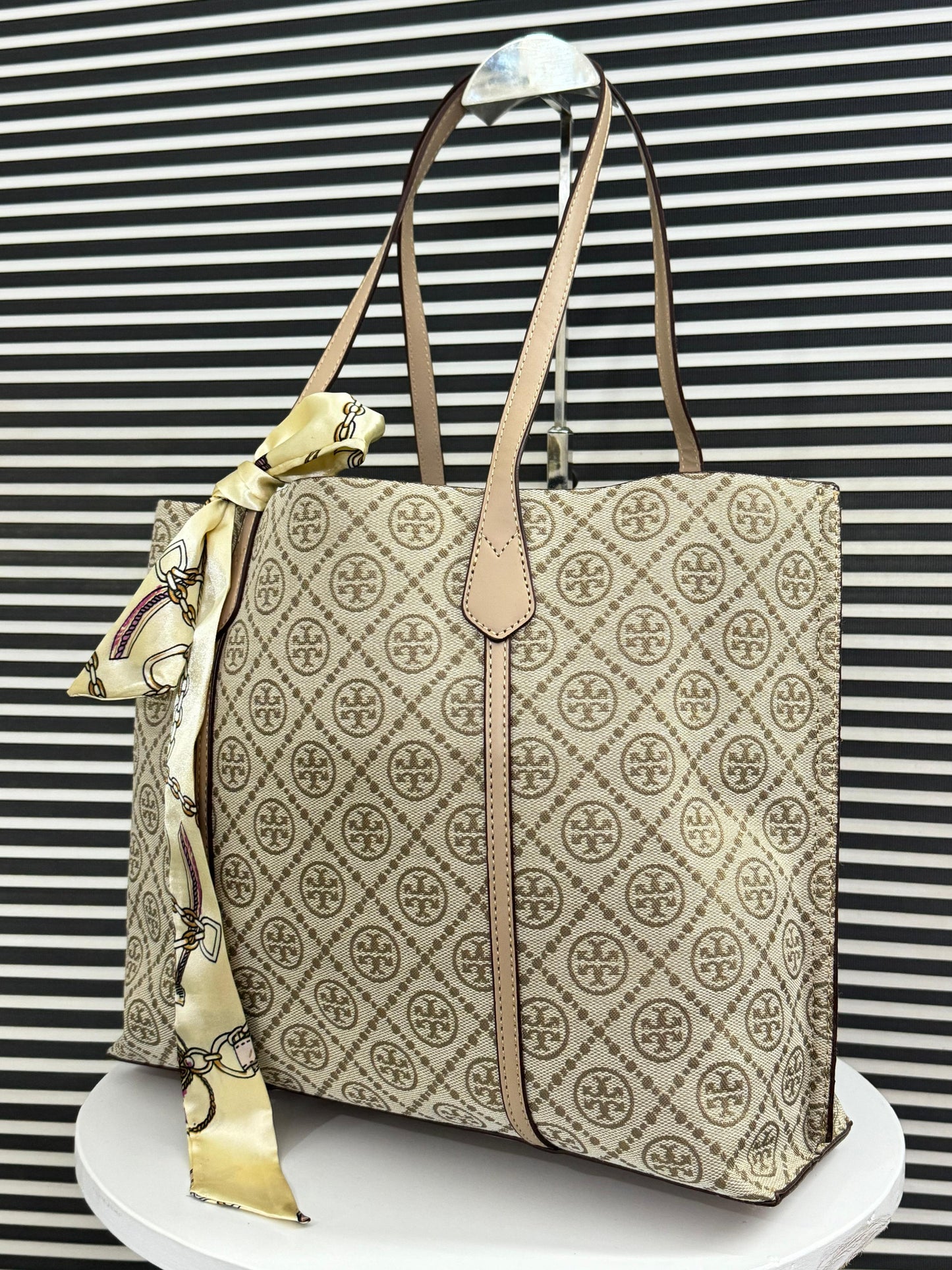 Tory Burch Perry Triple-Compartment Tote Bag