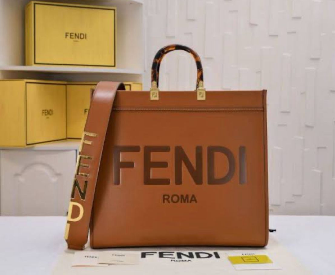 Fendi Sunshine bag Big size with Metal Aplhabets (FENDI)