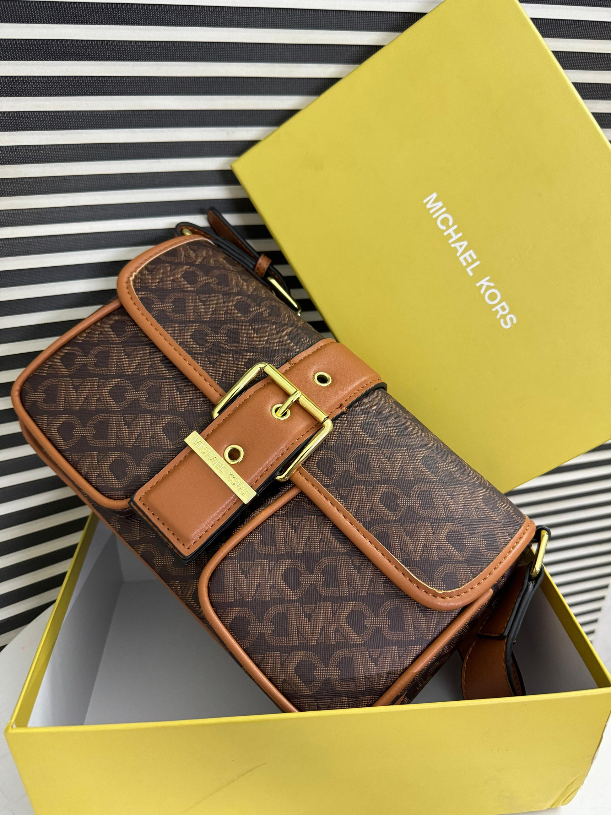 Michael Kors MKColby Medium Empire Monogram Shoulder Bag