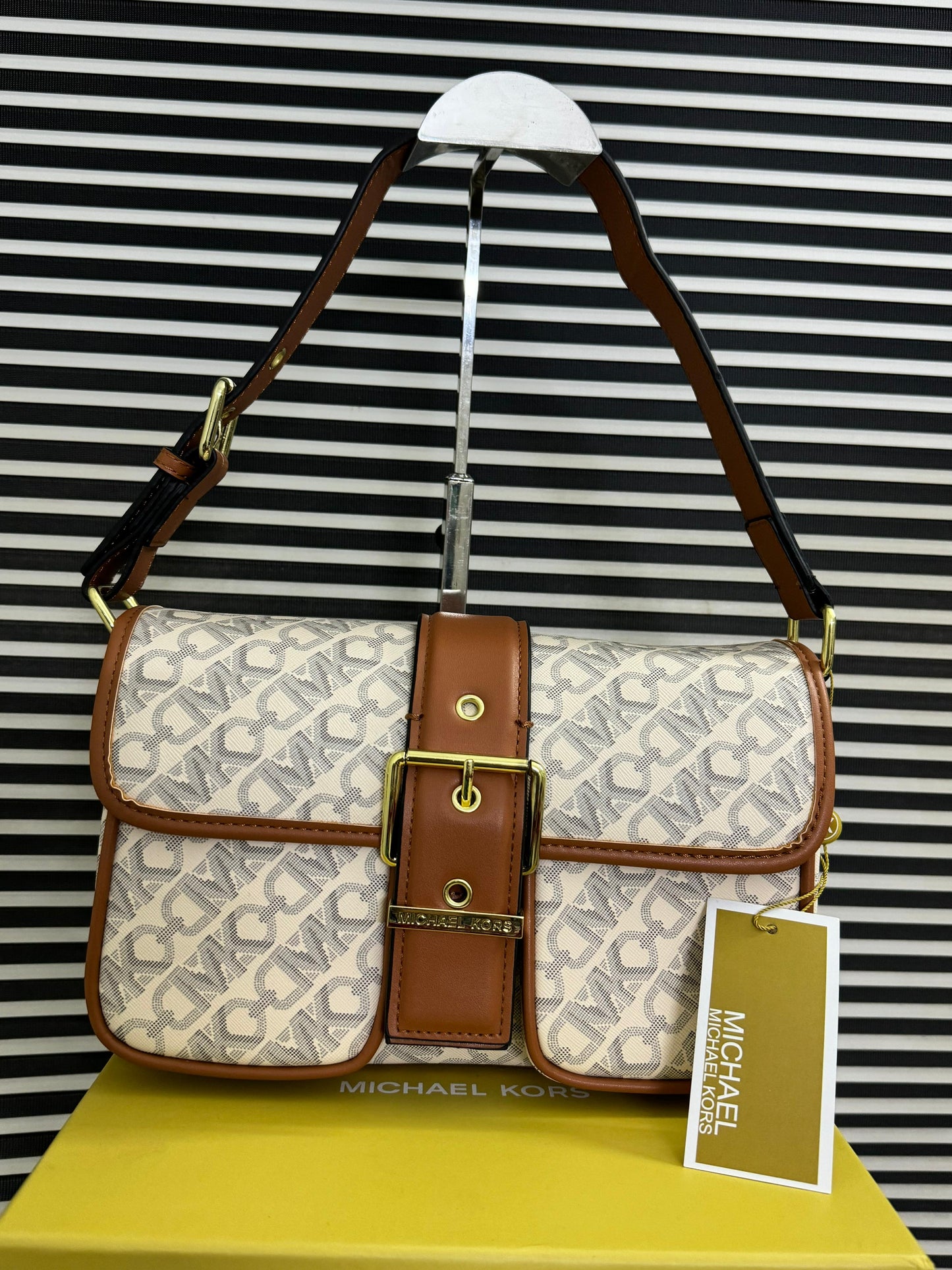 Michael Kors MKColby Medium Empire Monogram Shoulder Bag Beige