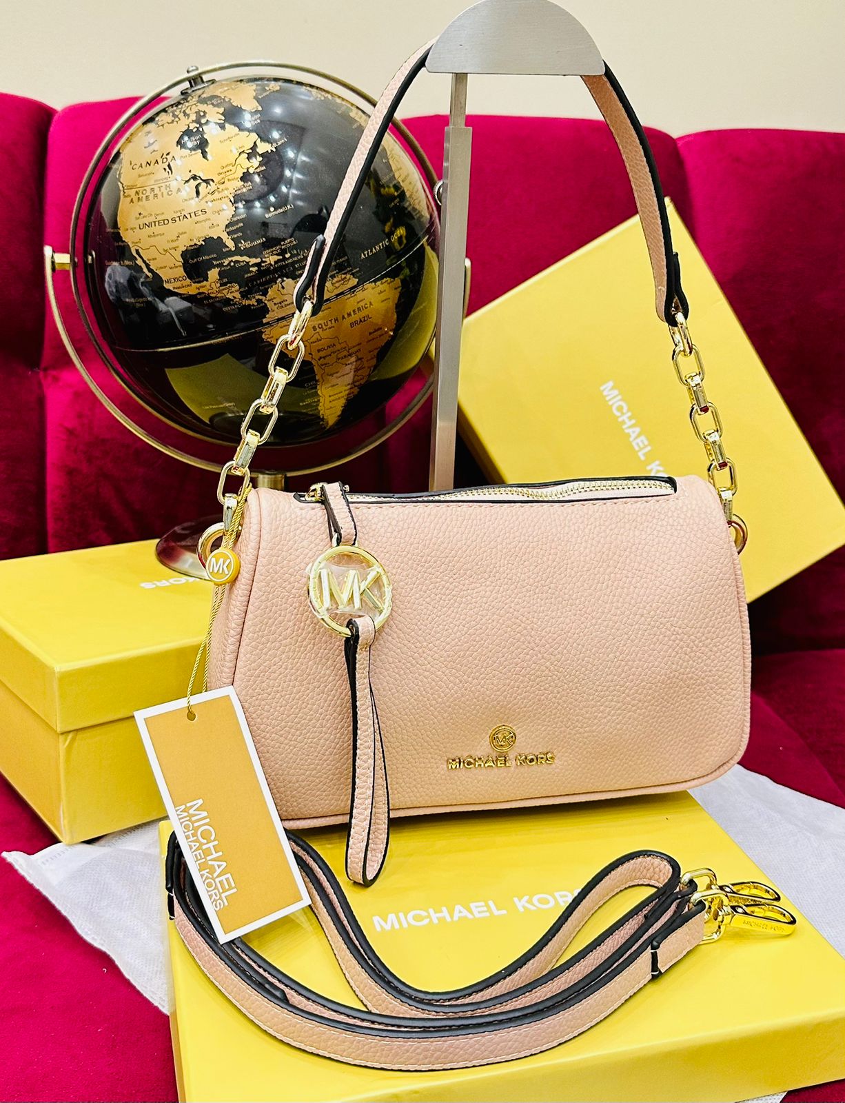 Michael Kors MK Jet Set Zip-Up Shoulder Bag Pink