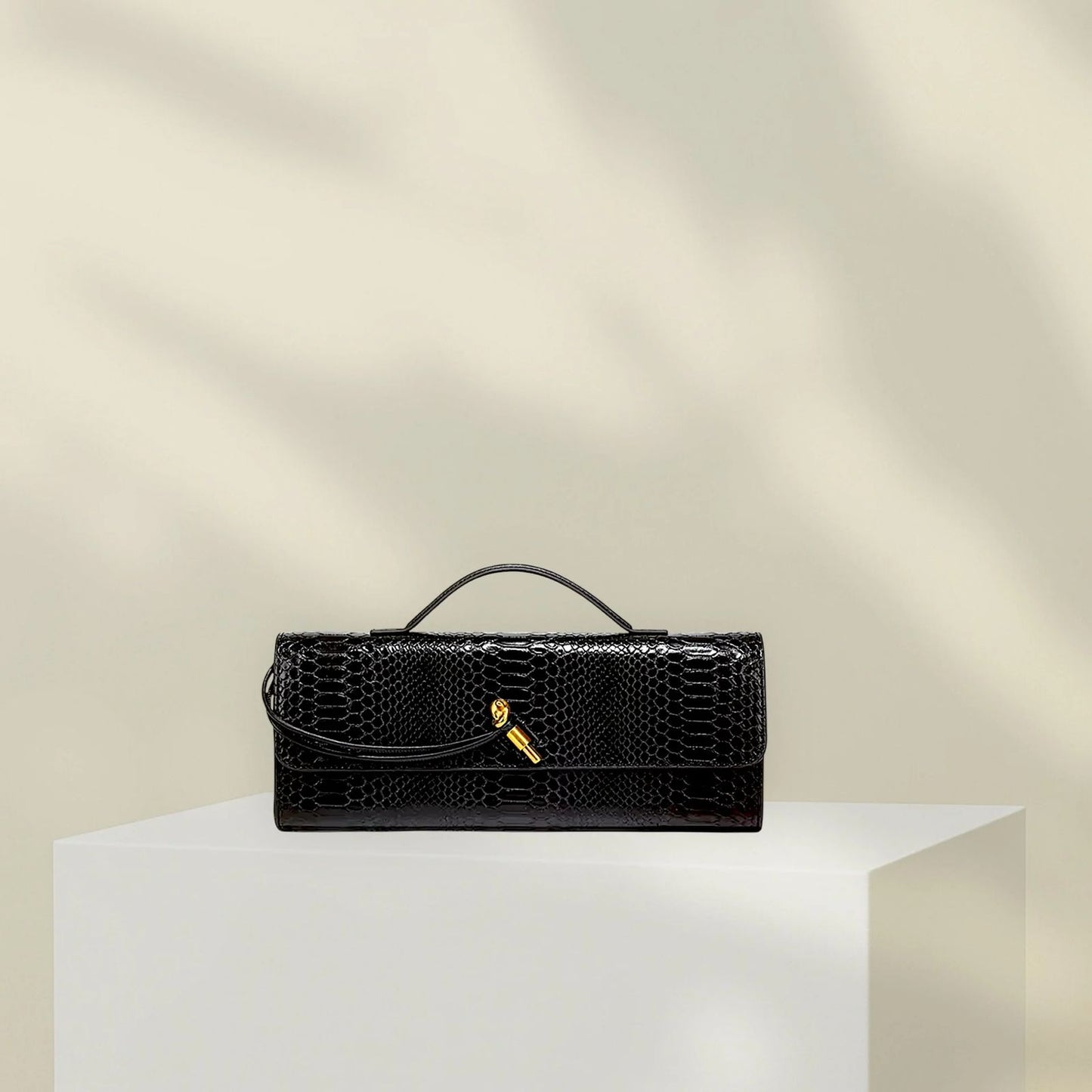 Bottega Veneta Python Andiamo Bag 31cm Clutch Bag Black